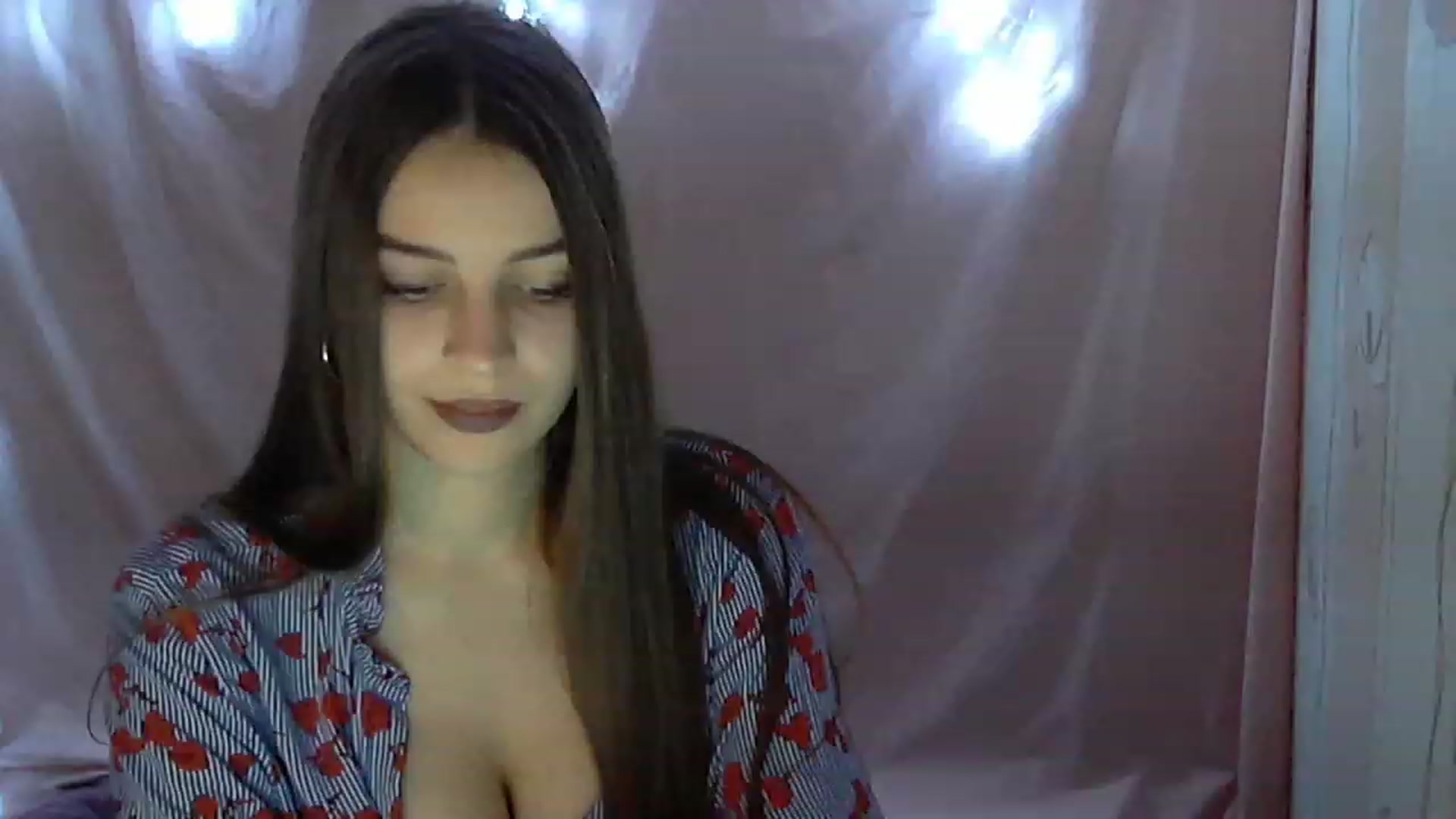 Gallery image thumbnail from Airovissa's myfreecams stream on, 11/20/2022, 16:25 image 5 of 20