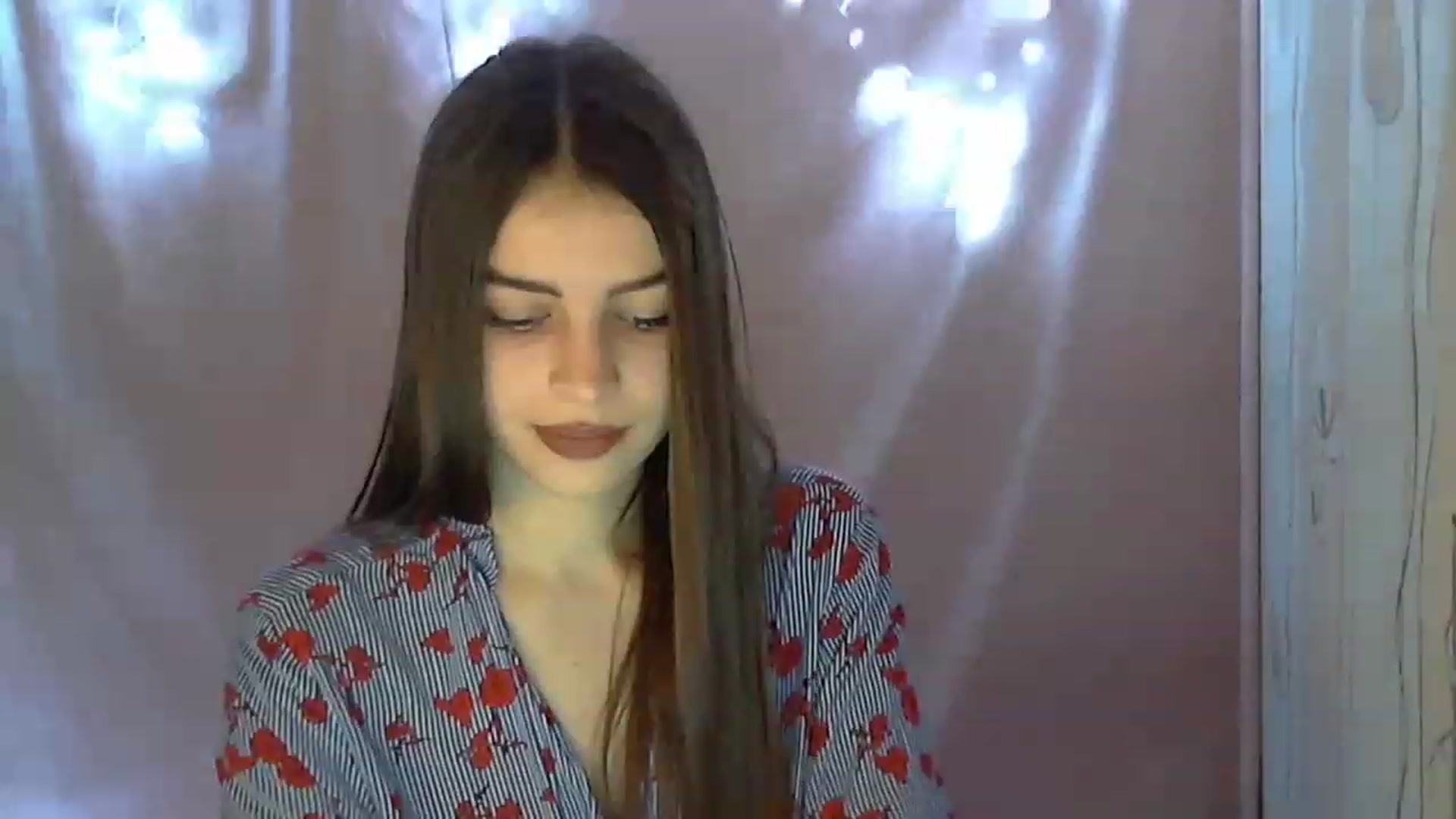 Gallery image thumbnail from Airovissa's myfreecams stream on, 11/27/2022, 09:40 image 18 of 20