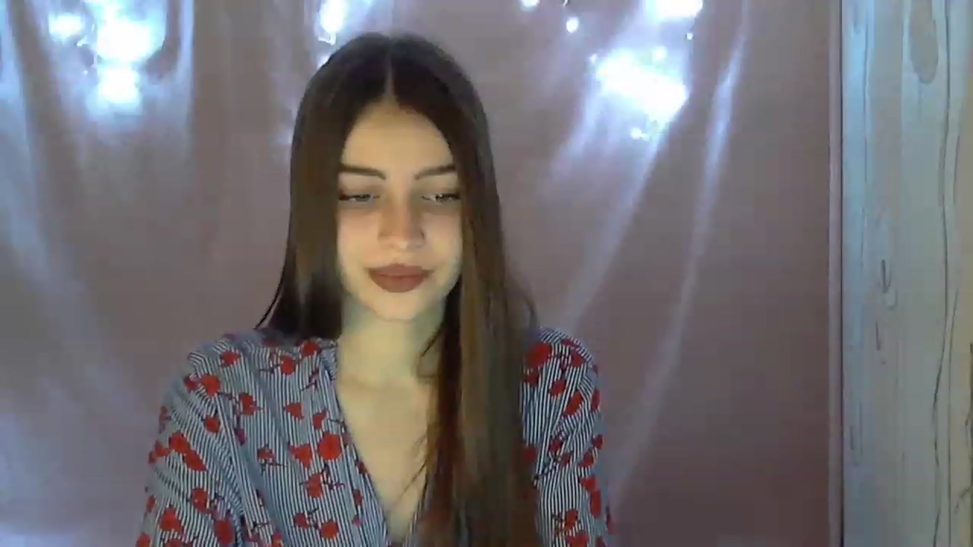 Gallery image thumbnail from Airovissa's myfreecams stream on, 11/27/2022, 09:40 image 19 of 20