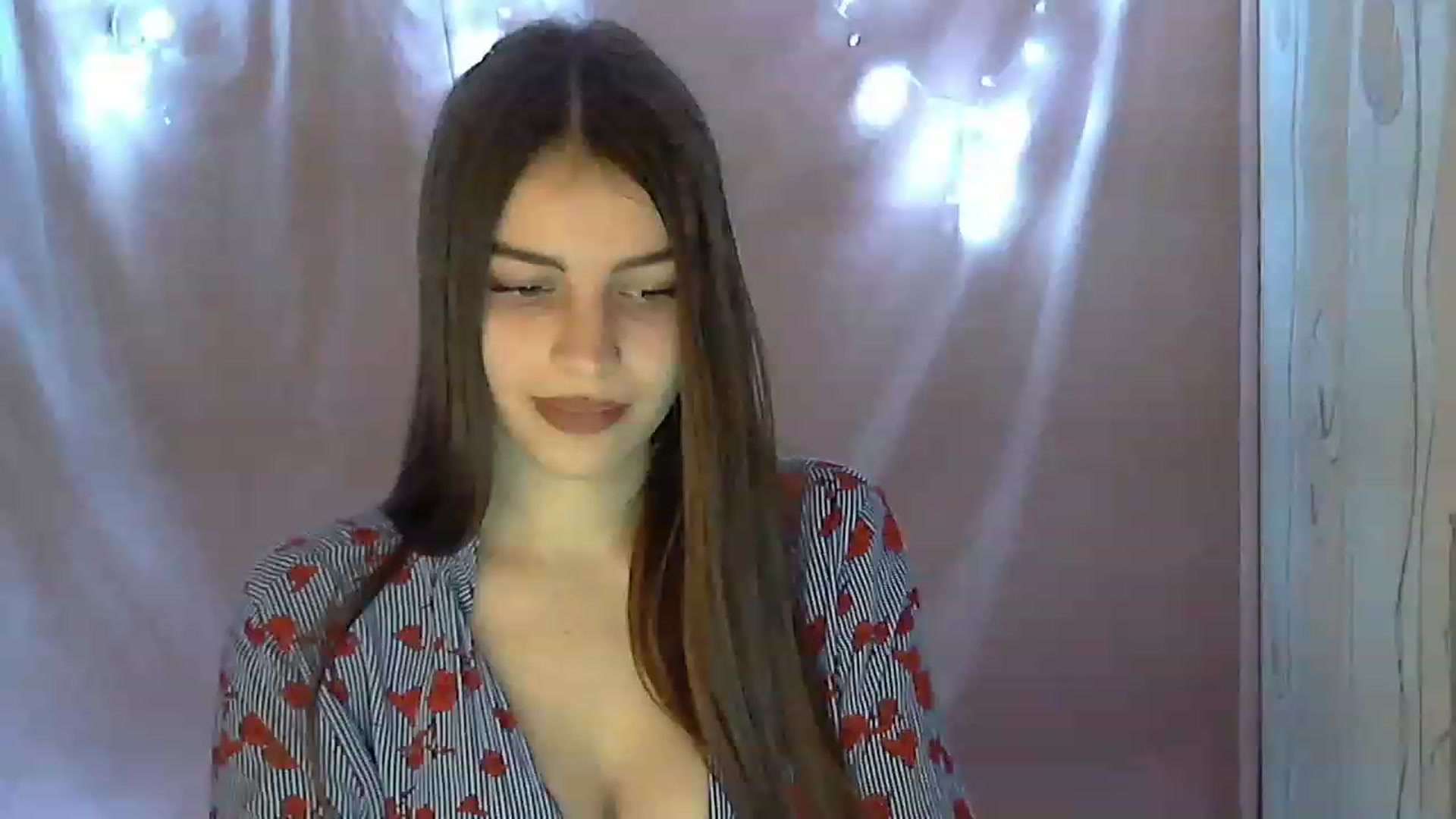 Gallery image thumbnail from Airovissa's myfreecams stream on, 11/27/2022, 10:35 image 8 of 20