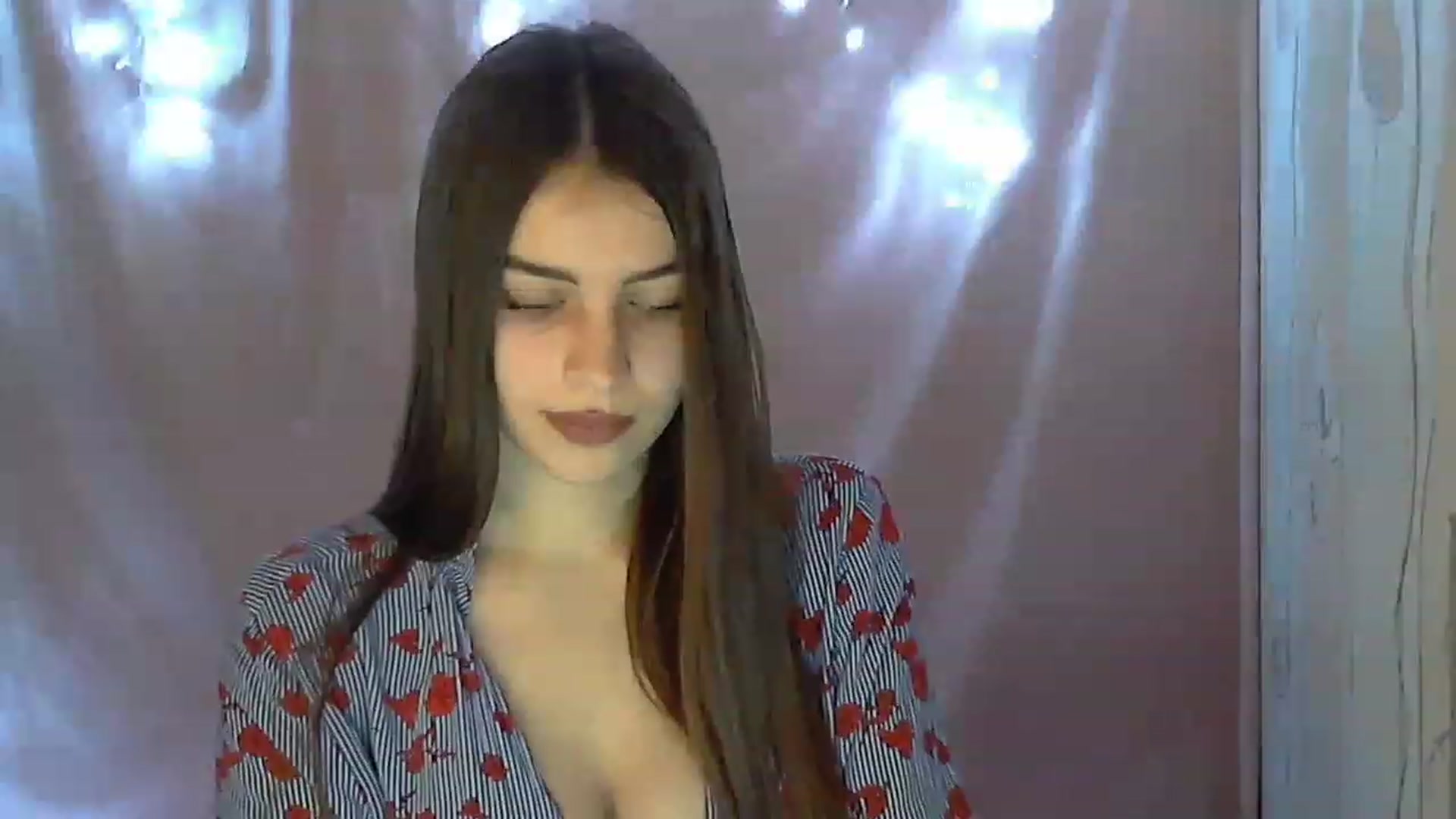 Gallery image thumbnail from Airovissa's myfreecams stream on, 11/27/2022, 10:35 image 9 of 20