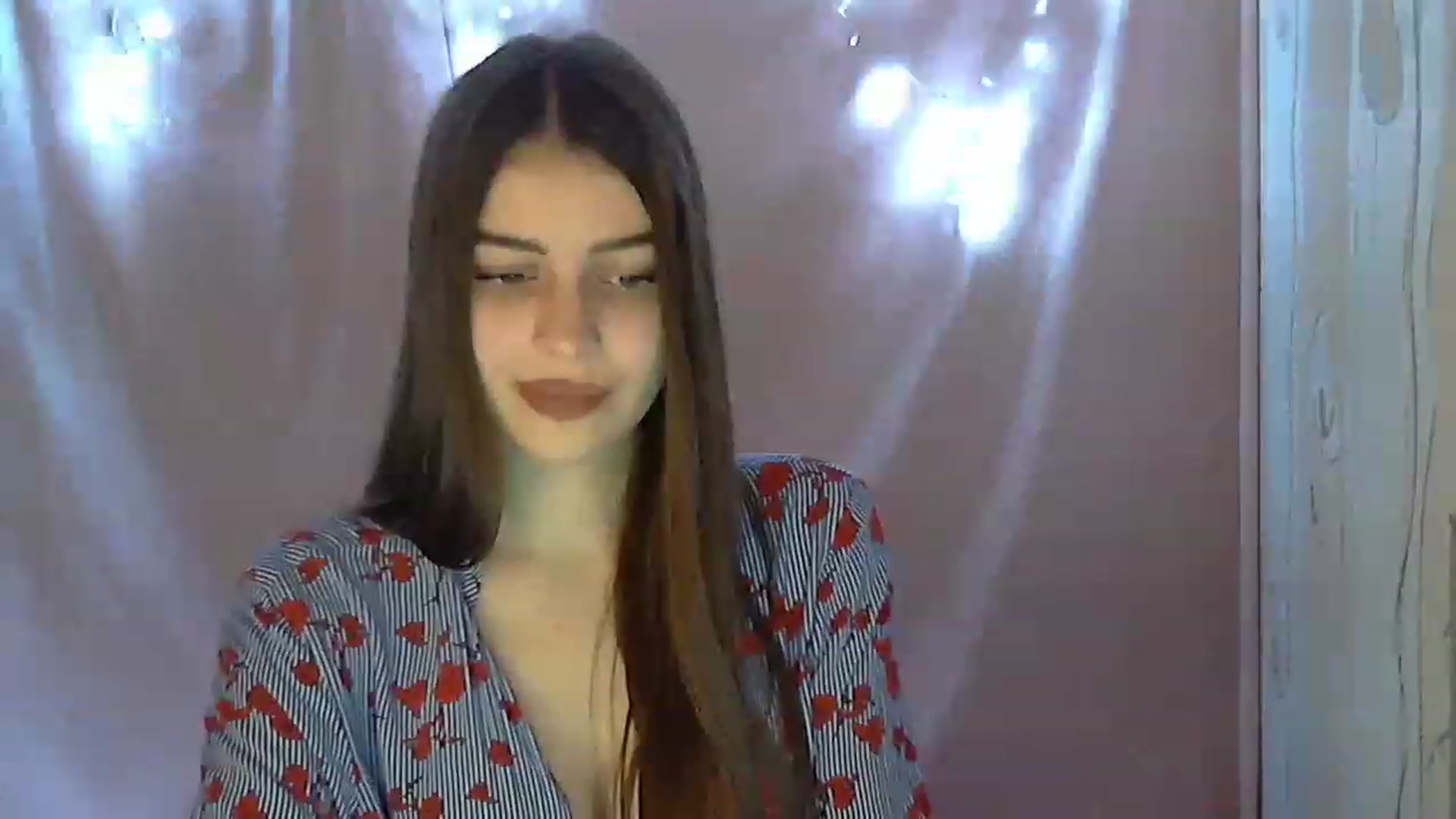Gallery image thumbnail from Airovissa's myfreecams stream on, 11/27/2022, 10:35 image 15 of 20