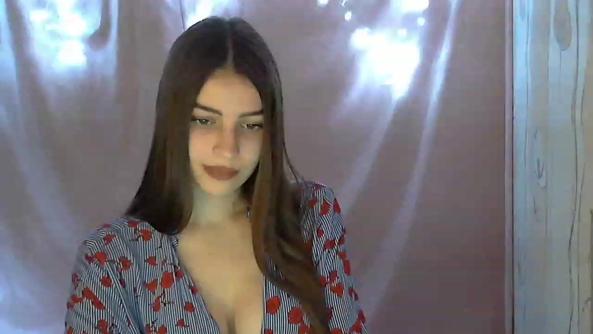 Gallery image thumbnail from Airovissa's myfreecams stream on, 11/27/2022, 10:35 image 16 of 20
