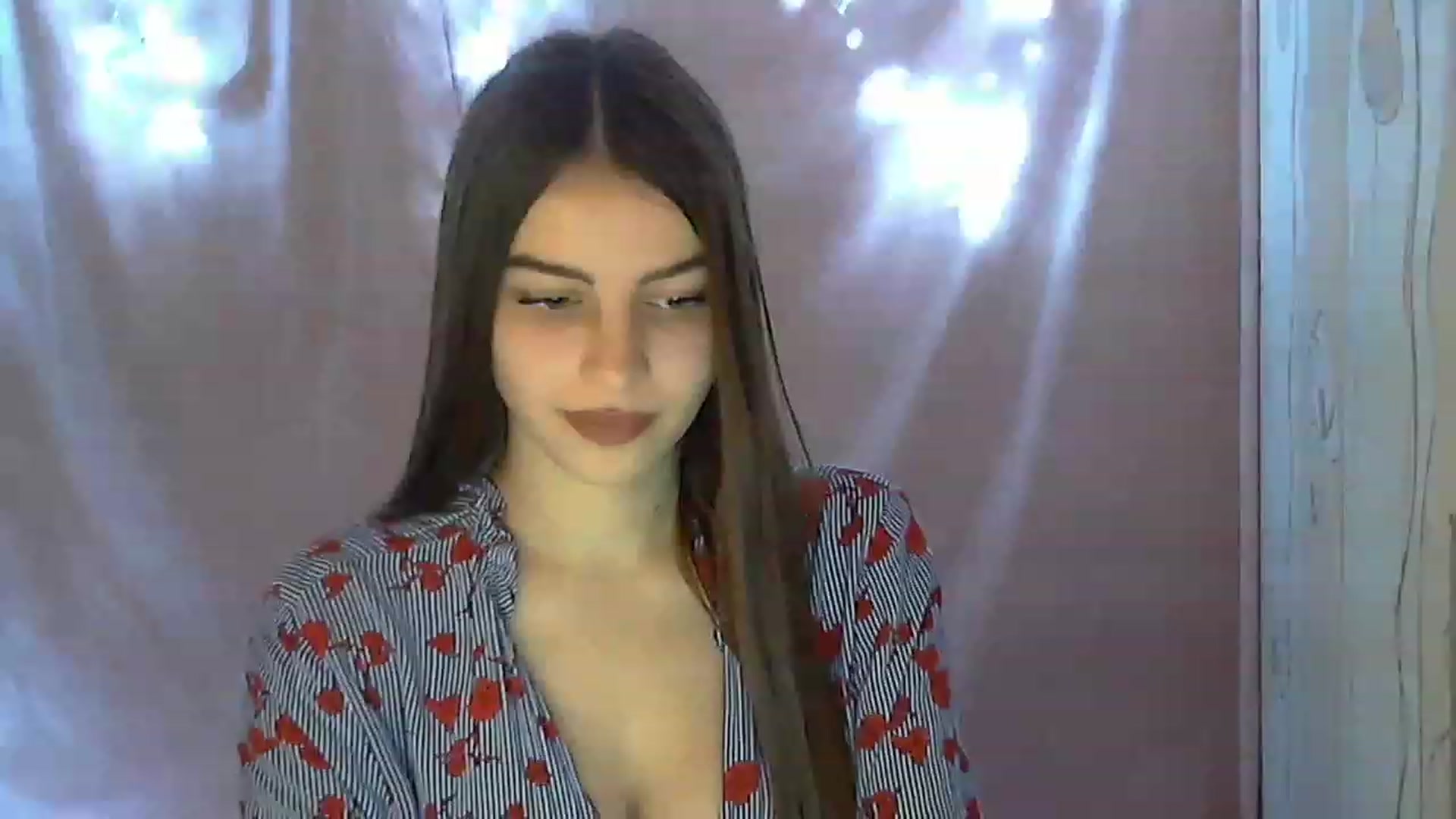 Gallery image thumbnail from Airovissa's myfreecams stream on, 11/27/2022, 10:35 image 19 of 20
