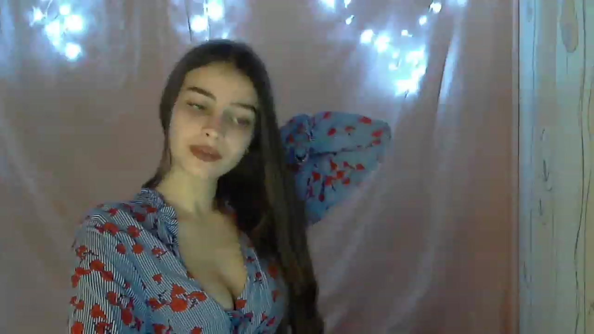 Gallery image thumbnail from Airovissa's myfreecams stream on, 11/28/2022, 09:46 image 15 of 20