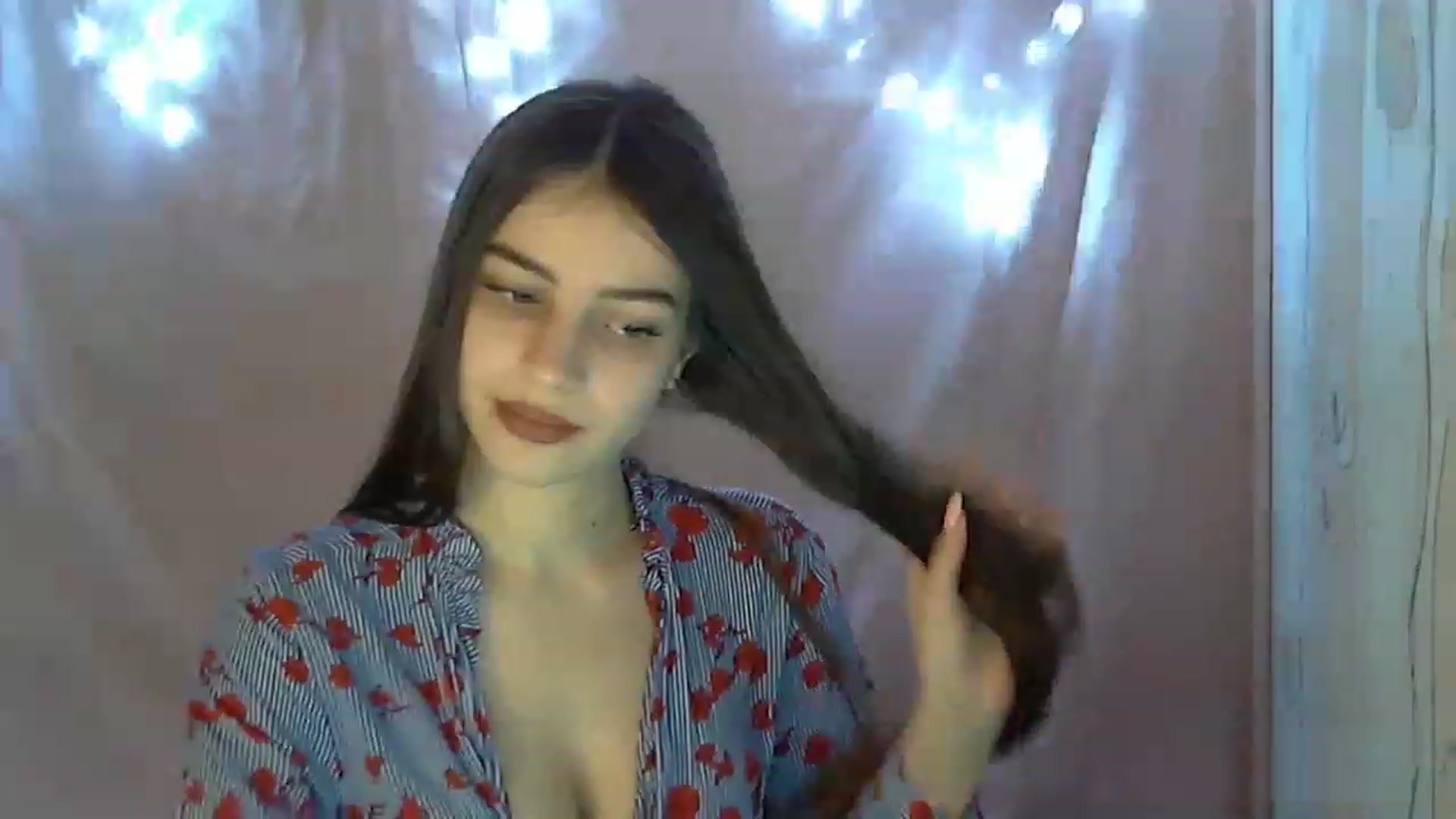 Gallery image thumbnail from Airovissa's myfreecams stream on, 11/28/2022, 10:08 image 19 of 20