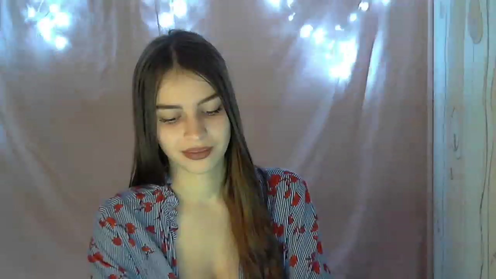 Gallery image thumbnail from Airovissa's myfreecams stream on, 11/28/2022, 10:08 image 3 of 20