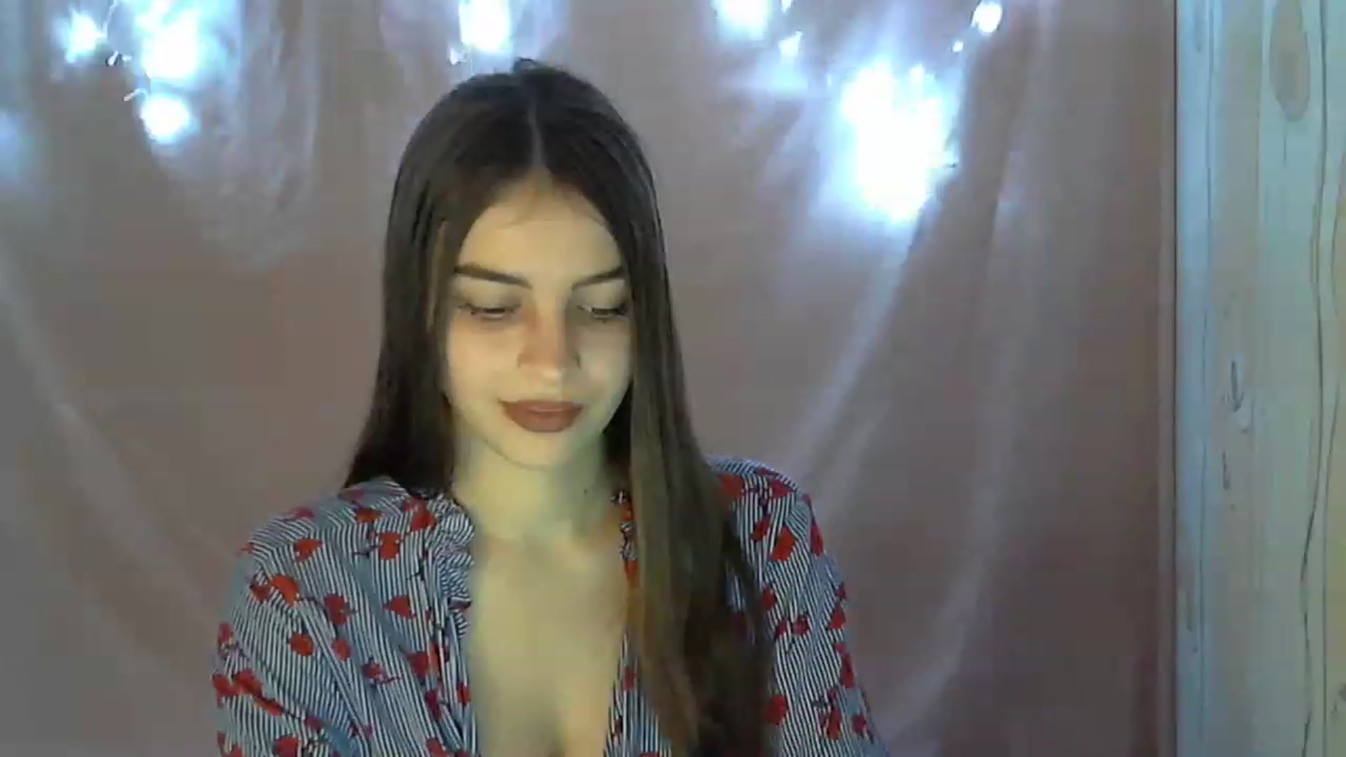 Gallery image thumbnail from Airovissa's myfreecams stream on, 11/28/2022, 10:08 image 15 of 20