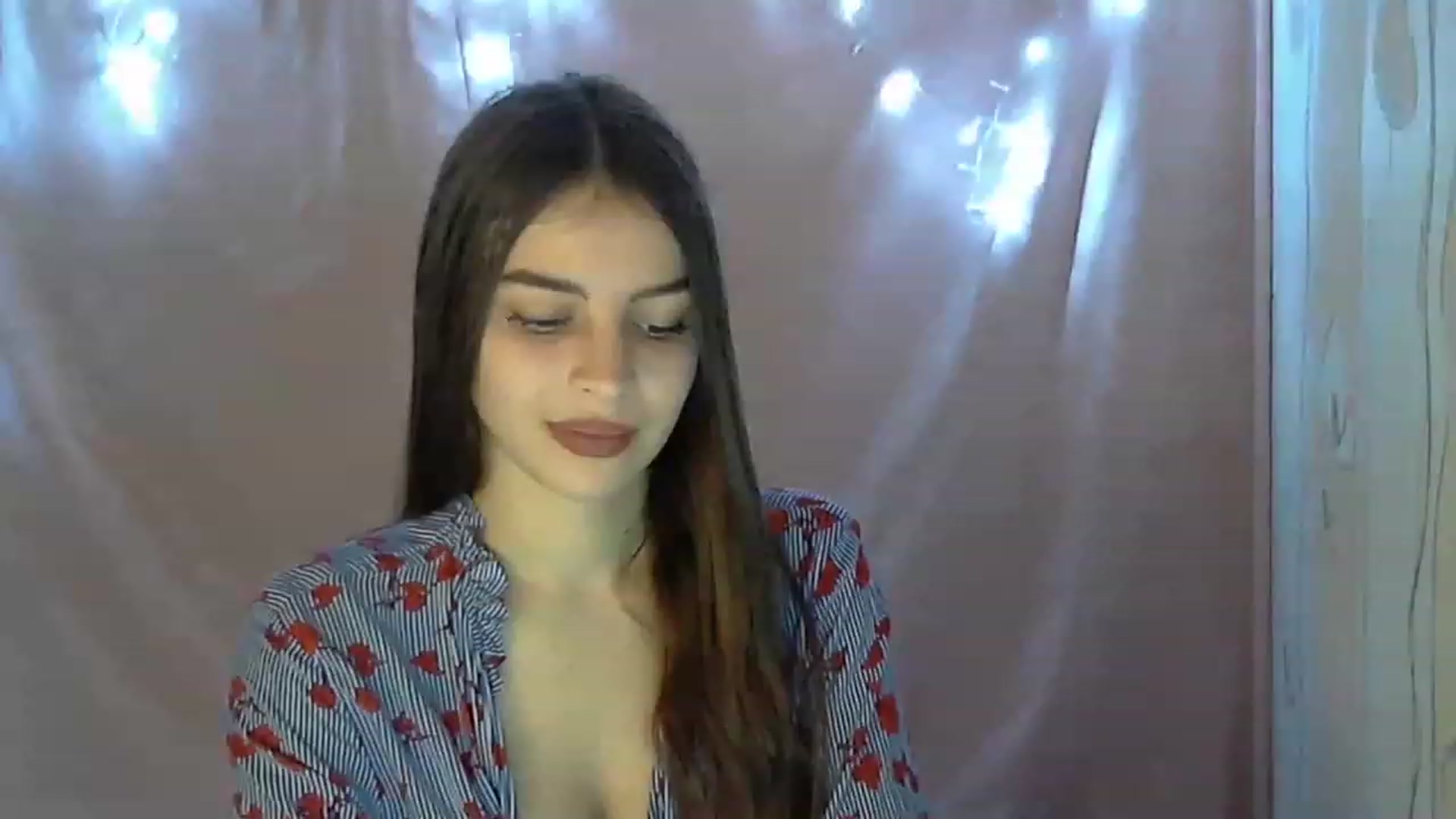 Gallery image thumbnail from Airovissa's myfreecams stream on, 11/28/2022, 10:08 image 18 of 20