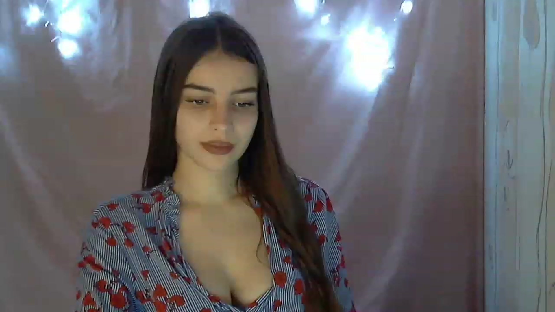 Gallery image thumbnail from Airovissa's myfreecams stream on, 11/28/2022, 10:50 image 4 of 20