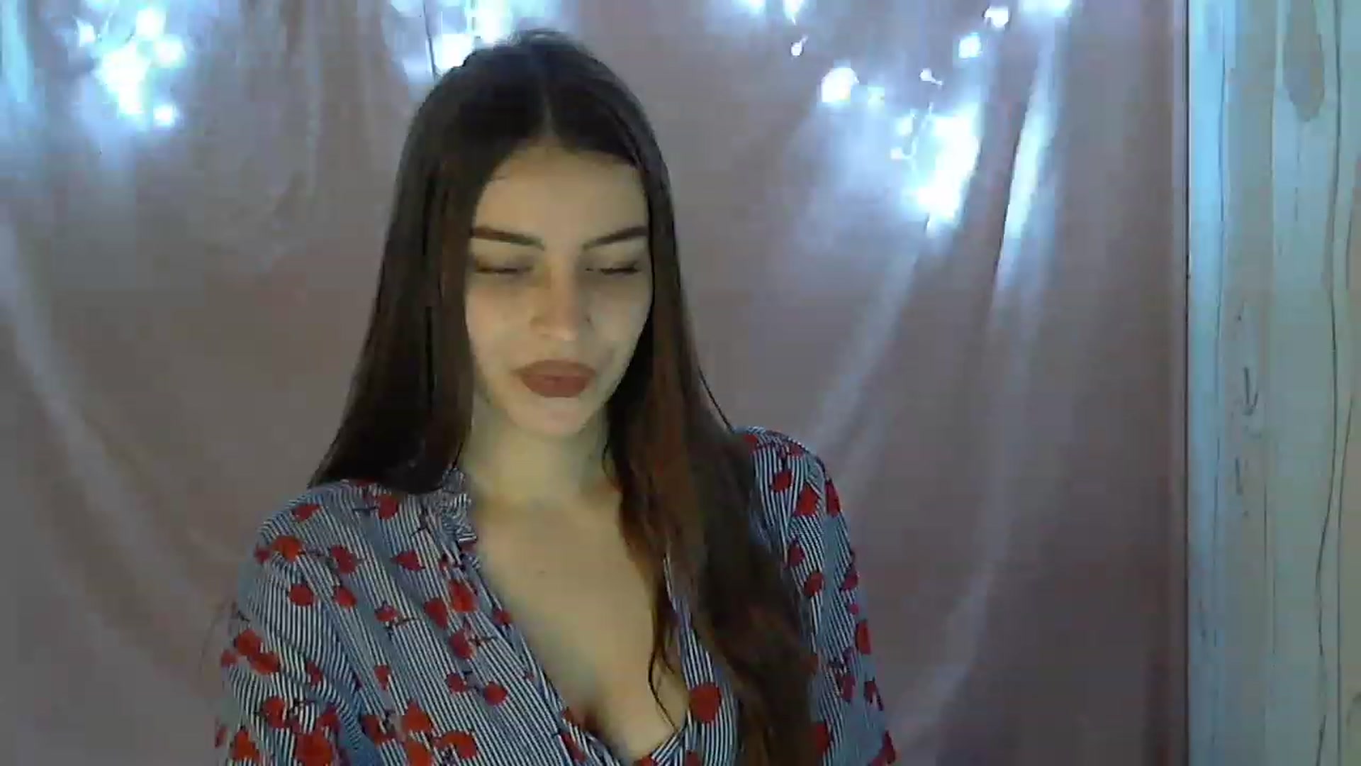 Gallery image thumbnail from Airovissa's myfreecams stream on, 11/28/2022, 10:50 image 3 of 20