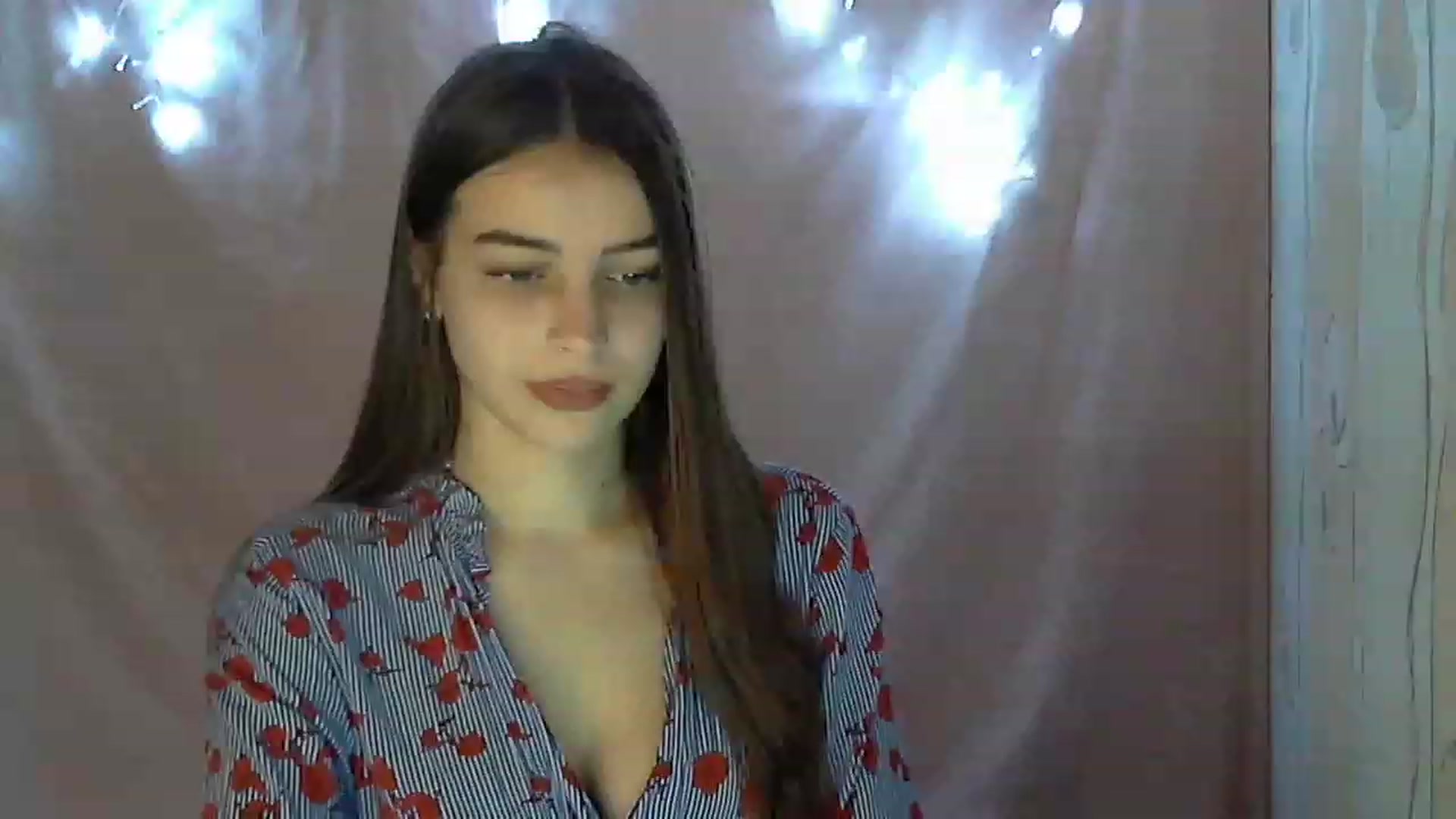 Gallery image thumbnail from Airovissa's myfreecams stream on, 11/28/2022, 11:59 image 1 of 20