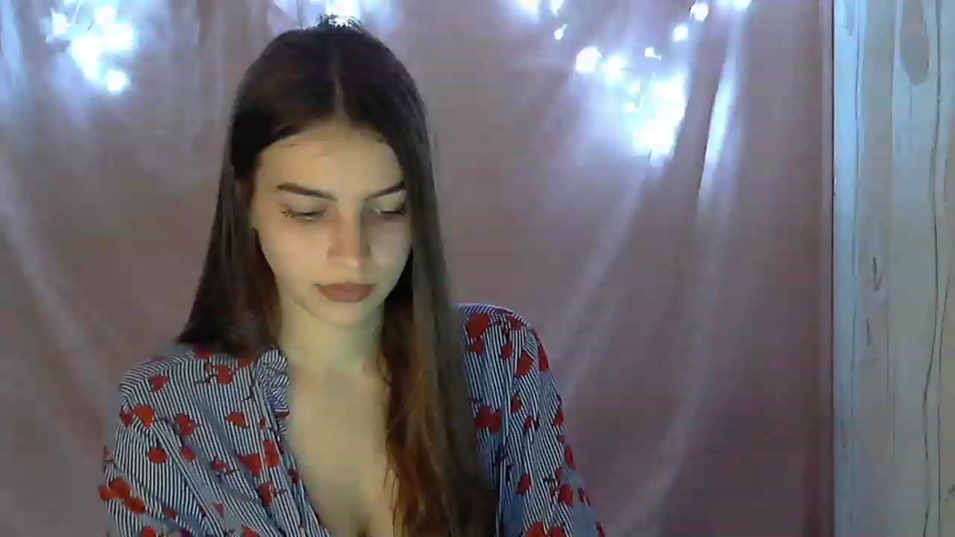 Gallery image thumbnail from Airovissa's myfreecams stream on, 11/28/2022, 11:59 image 18 of 20