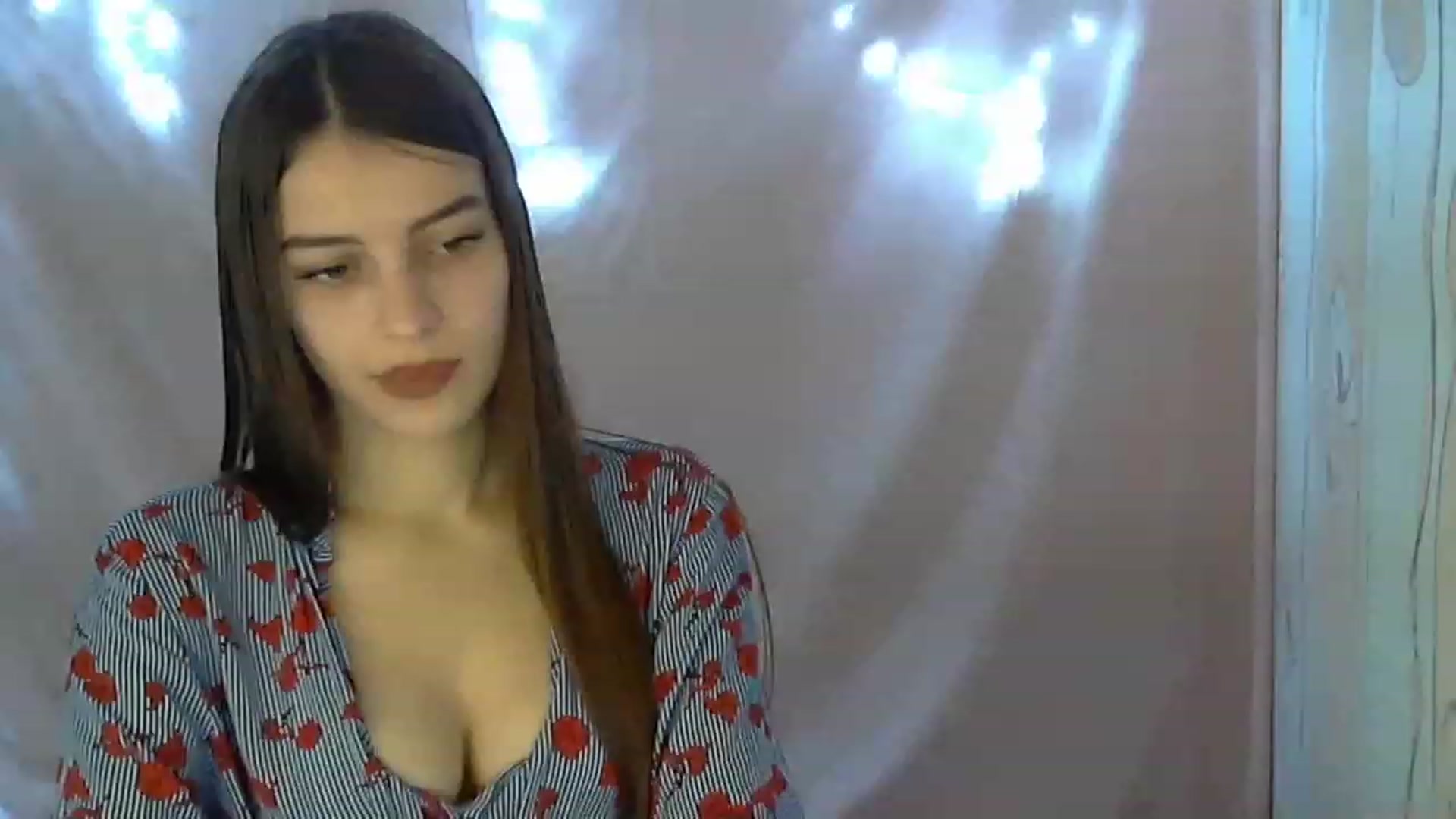 Gallery image thumbnail from Airovissa's myfreecams stream on, 12/03/2022, 10:36 image 11 of 20