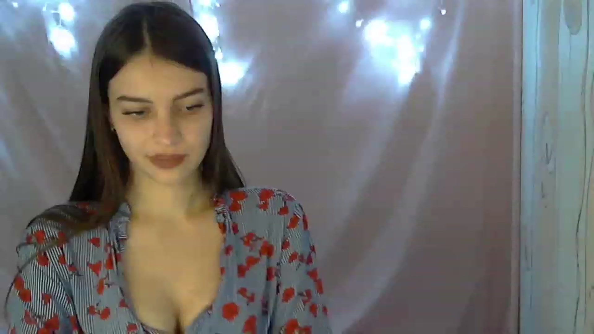 Gallery image thumbnail from Airovissa's myfreecams stream on, 12/03/2022, 11:24 image 9 of 20