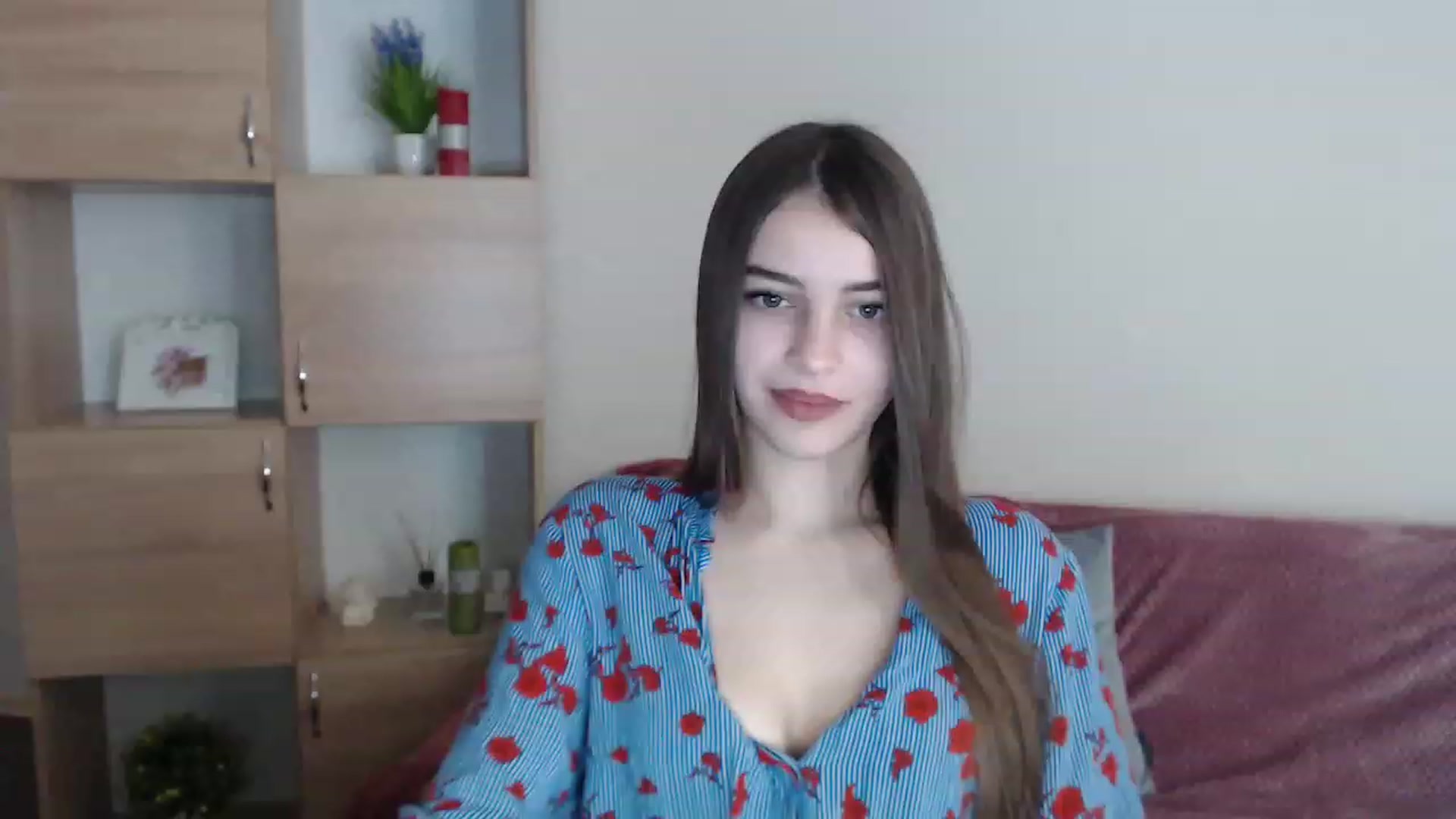 Gallery image thumbnail from Airovissa's myfreecams stream on, 12/05/2022, 09:22 image 4 of 20