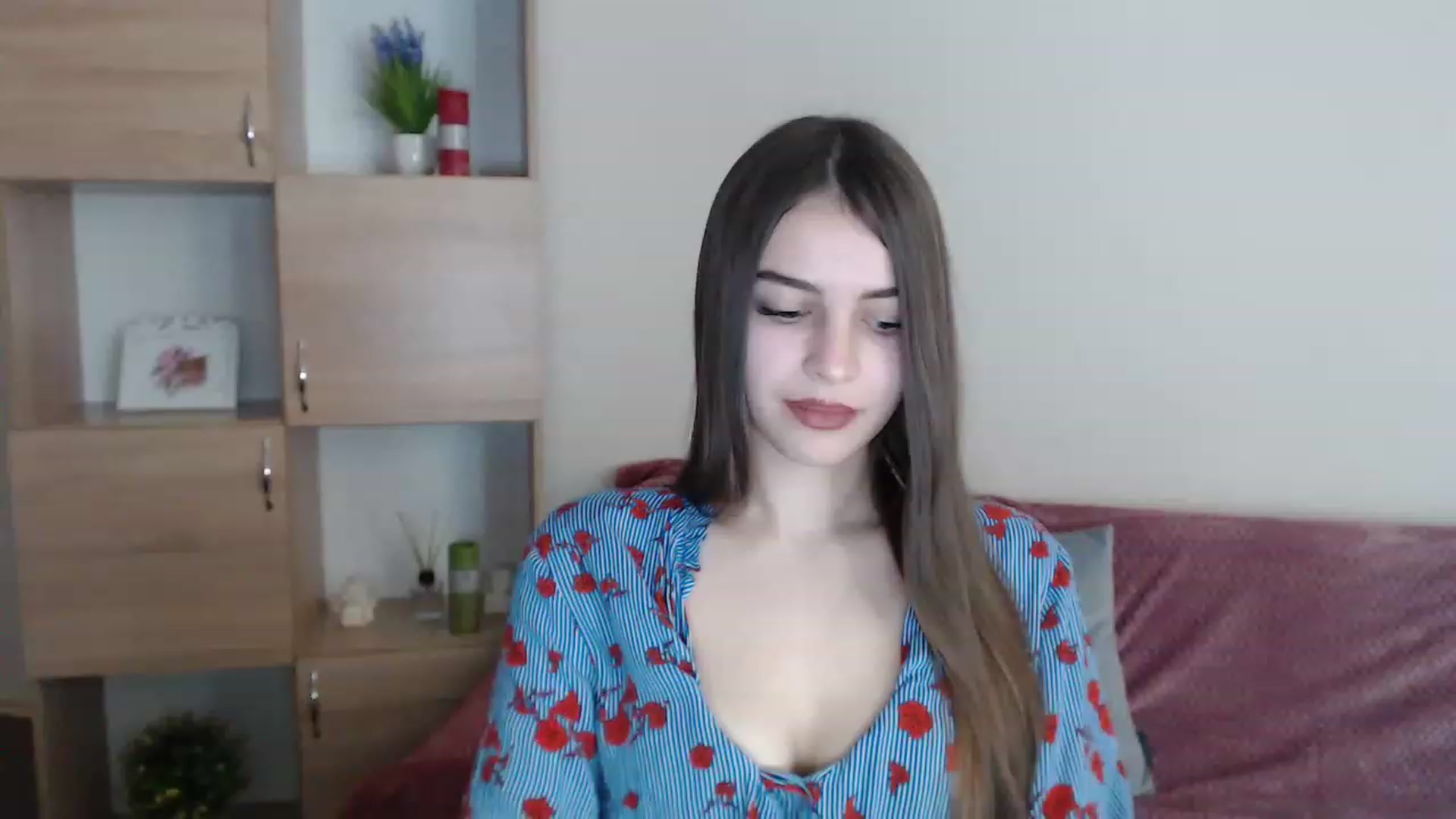Gallery image thumbnail from Airovissa's myfreecams stream on, 12/05/2022, 09:22 image 1 of 20