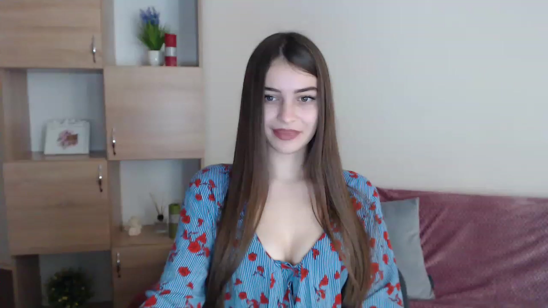 Gallery image thumbnail from Airovissa's myfreecams stream on, 12/05/2022, 09:22 image 10 of 20