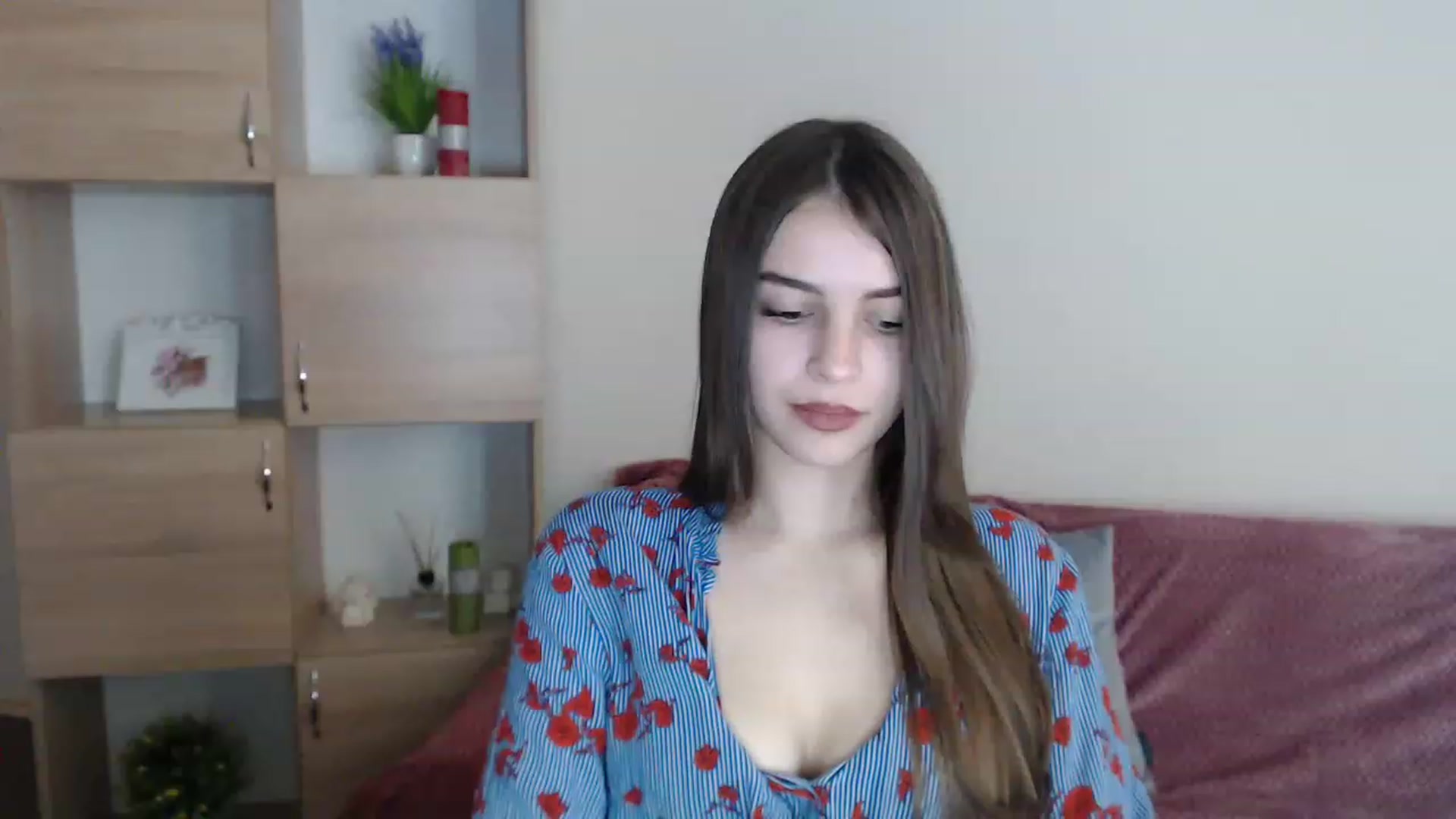 Gallery image thumbnail from Airovissa's myfreecams stream on, 12/05/2022, 09:22 image 3 of 20