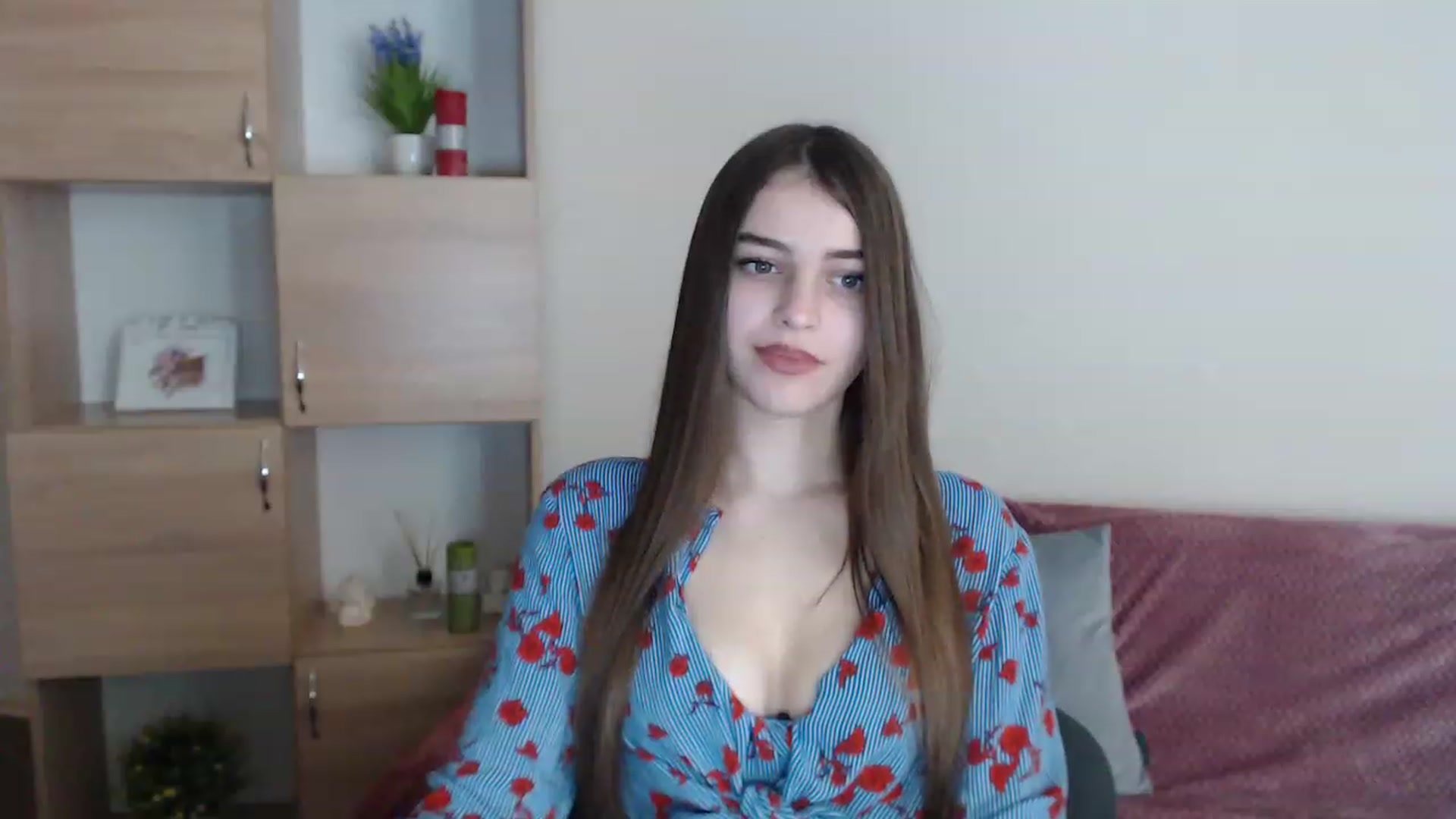 Gallery image thumbnail from Airovissa's myfreecams stream on, 12/05/2022, 10:17 image 19 of 20