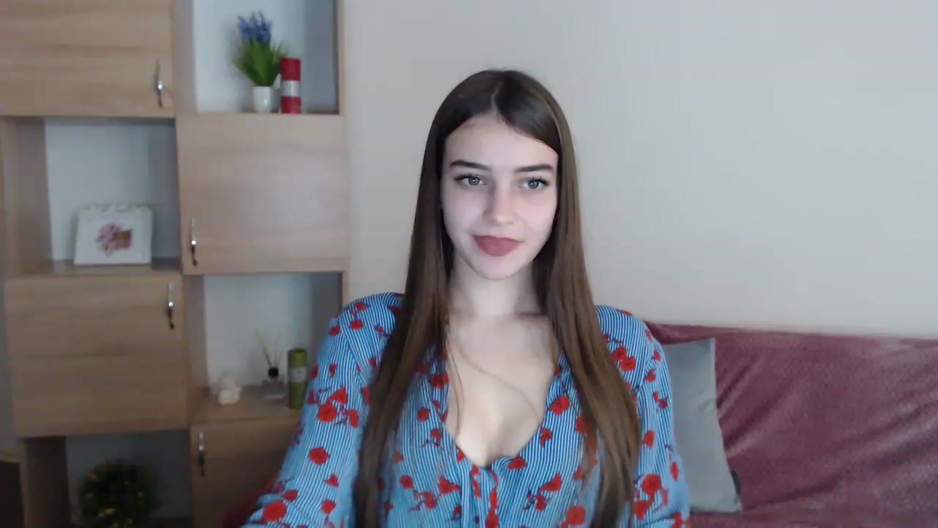 Gallery image thumbnail from Airovissa's myfreecams stream on, 12/05/2022, 10:17 image 10 of 20