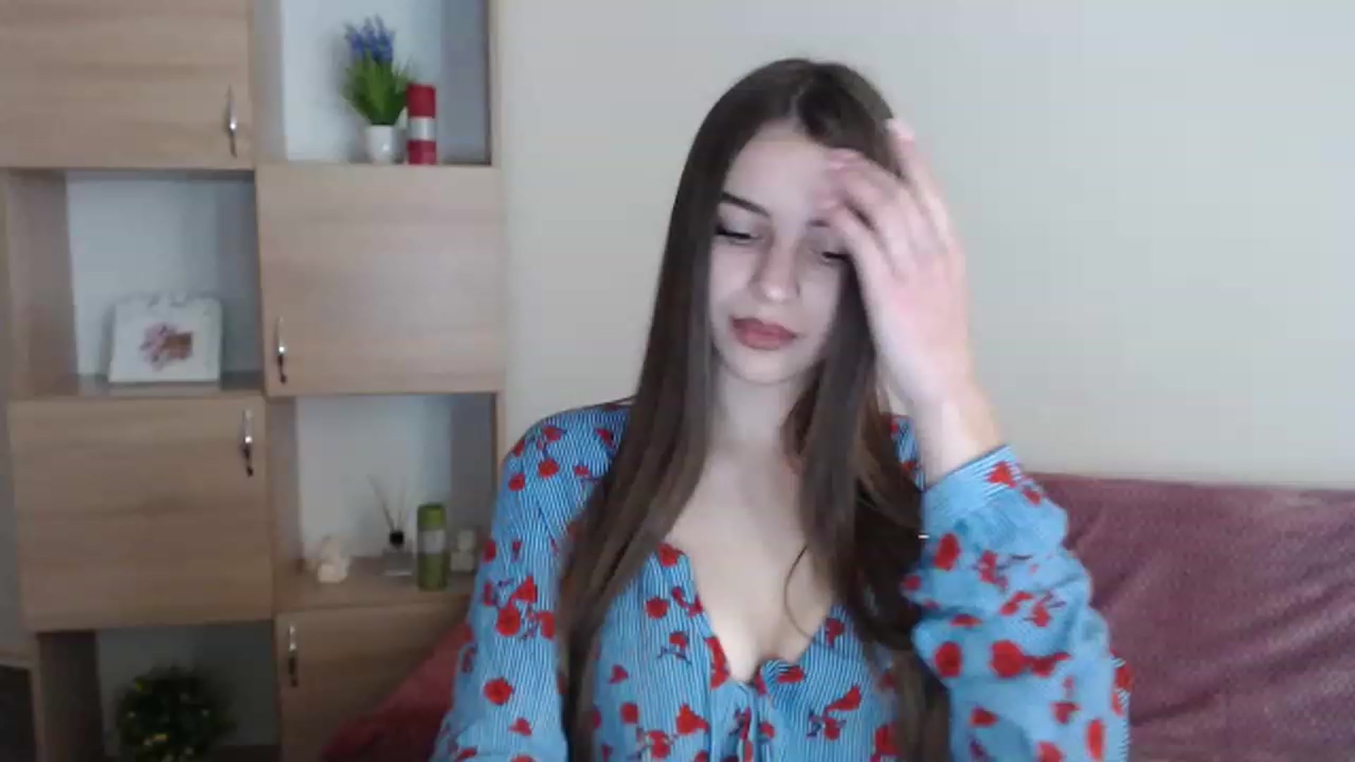 Gallery image thumbnail from Airovissa's myfreecams stream on, 12/05/2022, 10:17 image 1 of 20