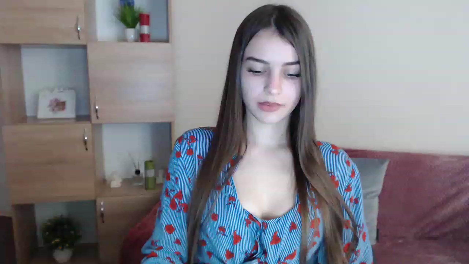 Gallery image thumbnail from Airovissa's myfreecams stream on, 12/05/2022, 11:11 image 6 of 20