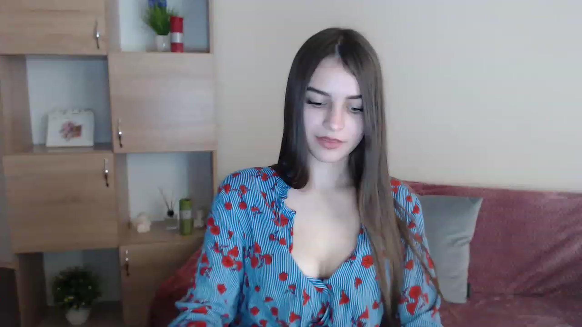Gallery image thumbnail from Airovissa's myfreecams stream on, 12/05/2022, 11:43 image 5 of 20
