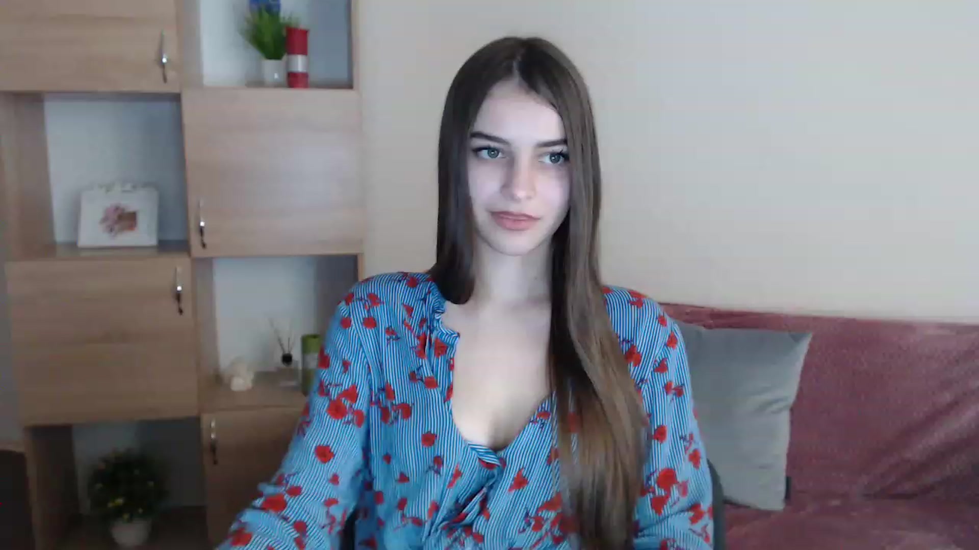 Gallery image thumbnail from Airovissa's myfreecams stream on, 12/05/2022, 11:43 image 12 of 20
