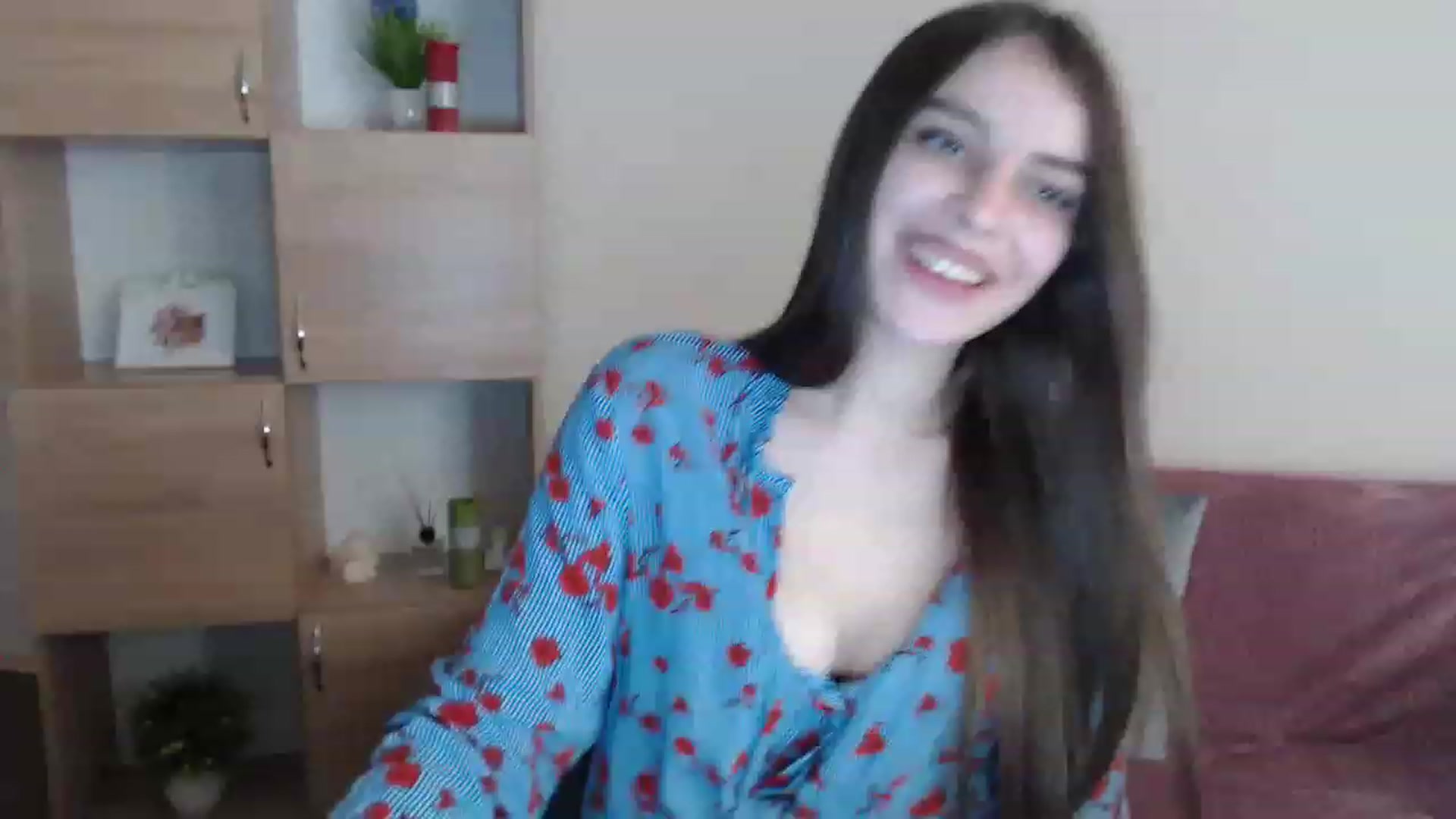 Gallery image thumbnail from Airovissa's myfreecams stream on, 12/05/2022, 11:43 image 9 of 20