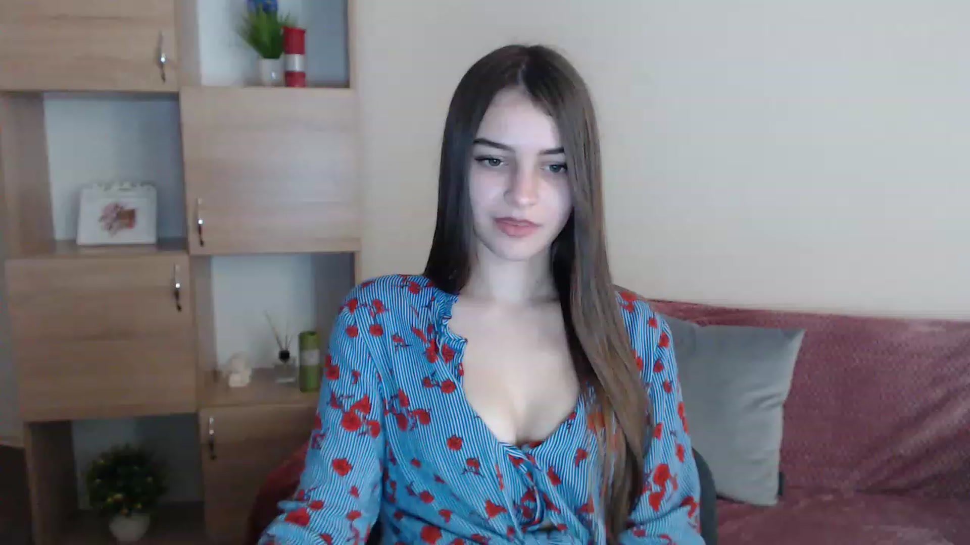 Gallery image thumbnail from Airovissa's myfreecams stream on, 12/05/2022, 11:43 image 1 of 20
