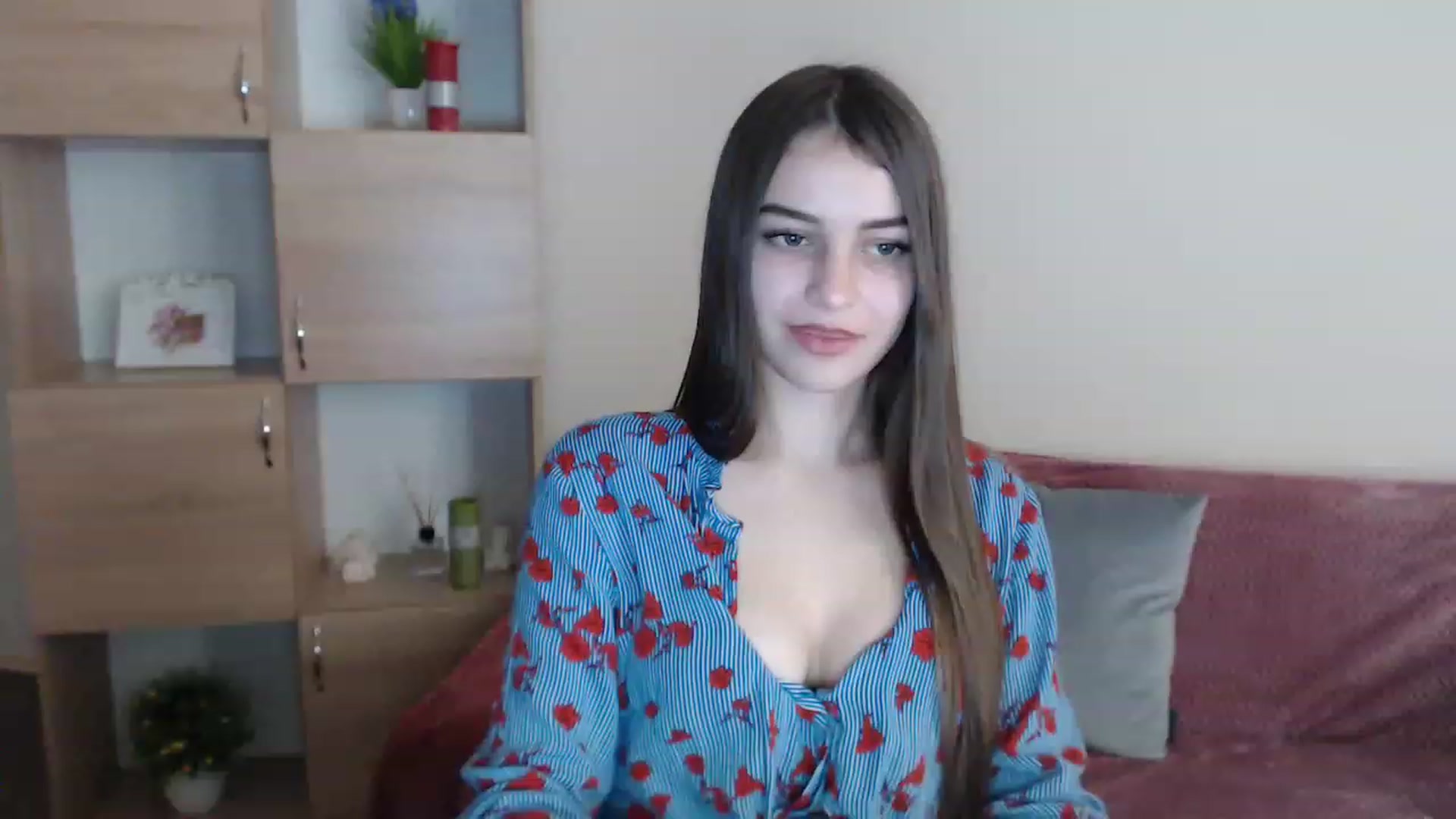 Gallery image thumbnail from Airovissa's myfreecams stream on, 12/05/2022, 11:43 image 2 of 20