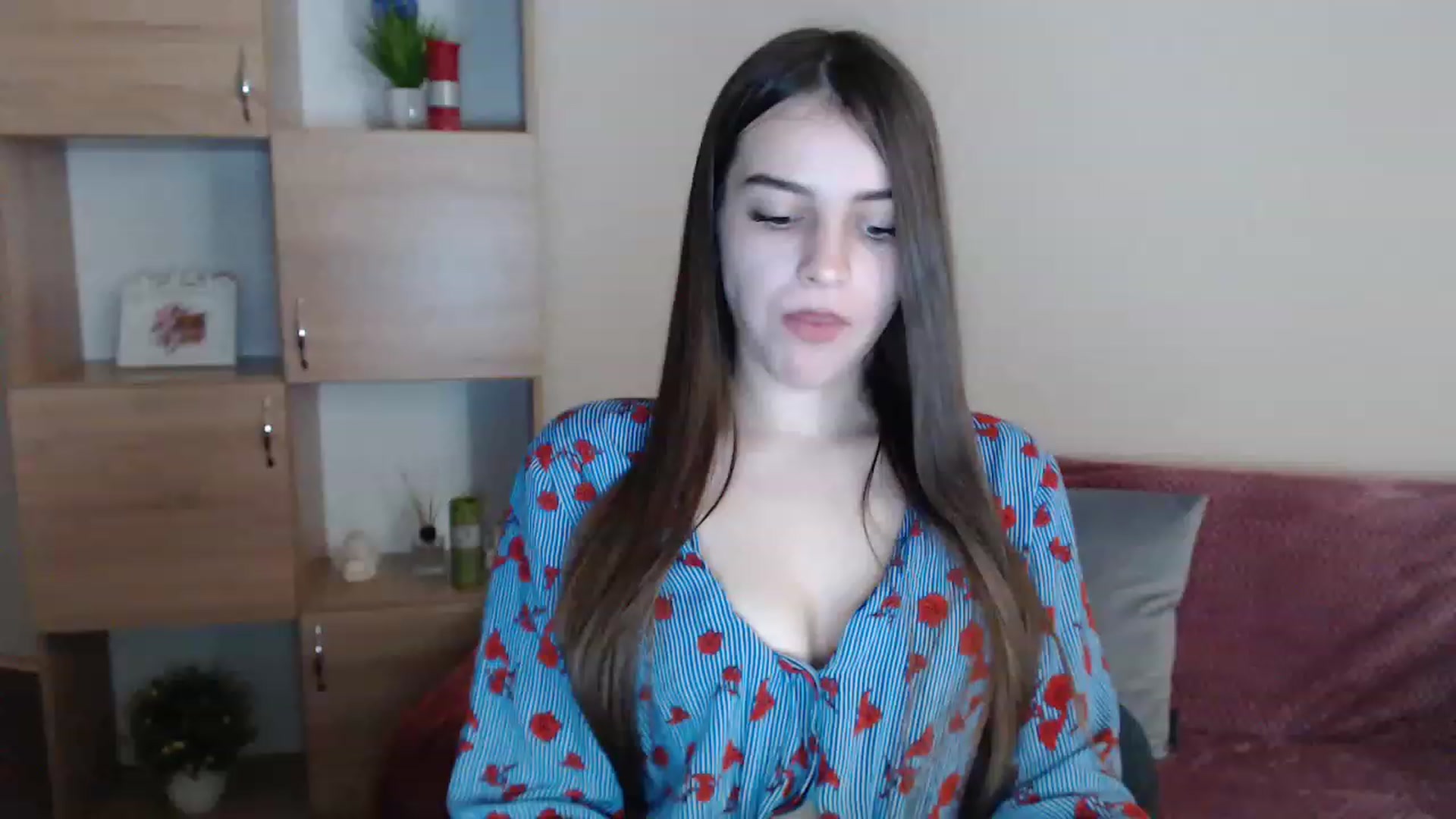 Gallery image thumbnail from Airovissa's myfreecams stream on, 12/05/2022, 12:10 image 18 of 20