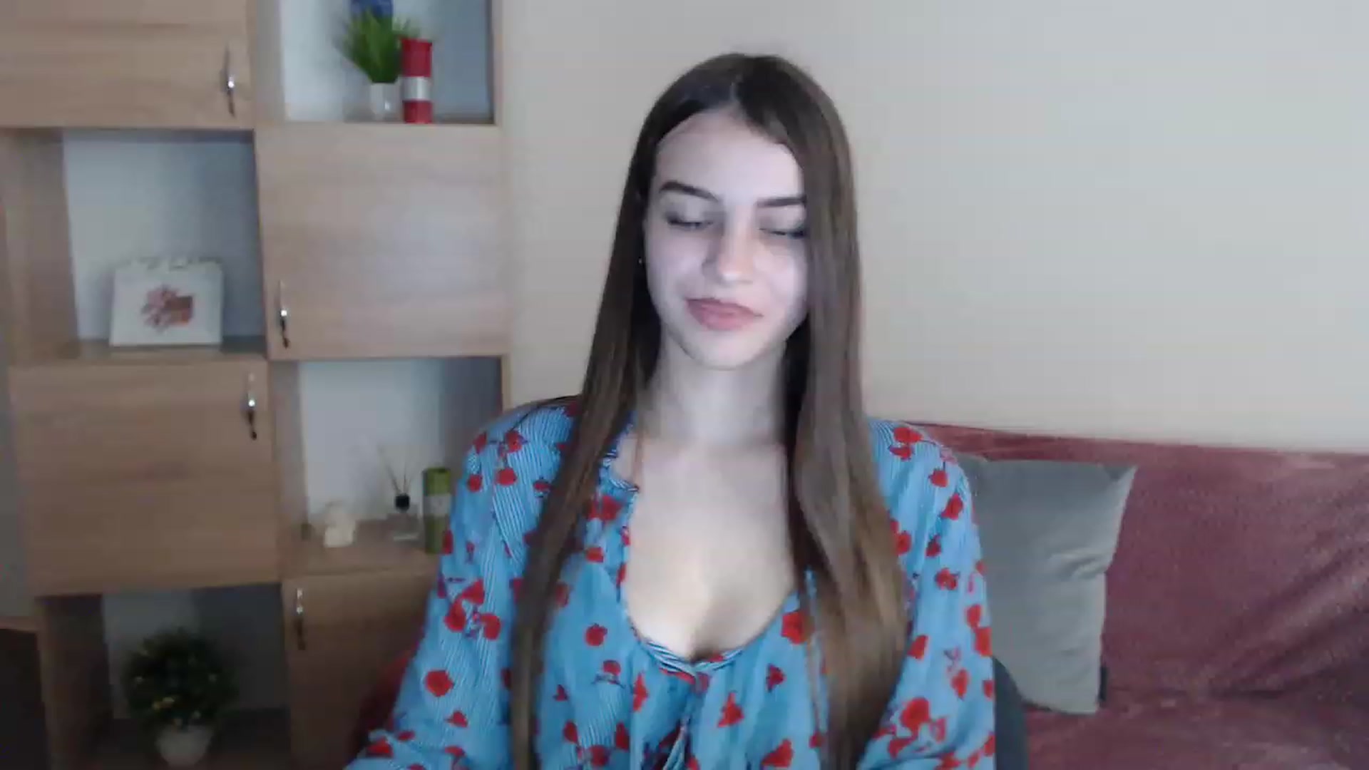 Gallery image thumbnail from Airovissa's myfreecams stream on, 12/05/2022, 12:10 image 1 of 20