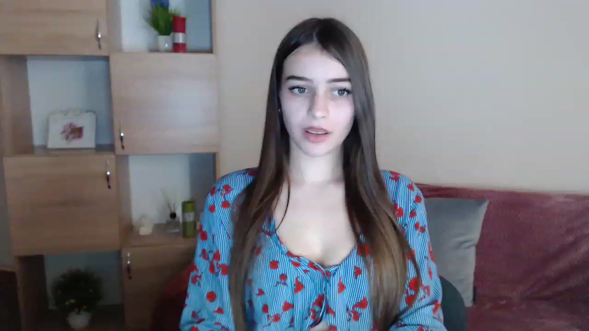 Gallery image thumbnail from Airovissa's myfreecams stream on, 12/05/2022, 12:10 image 15 of 20