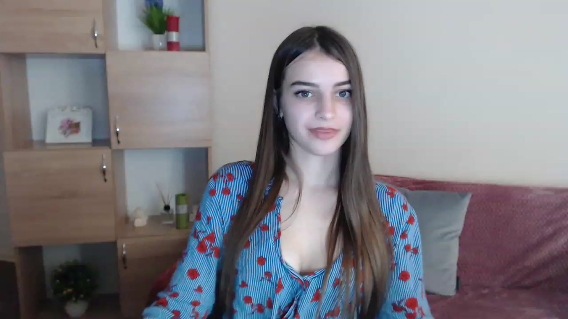 Gallery image thumbnail from Airovissa's myfreecams stream on, 12/05/2022, 12:10 image 11 of 20