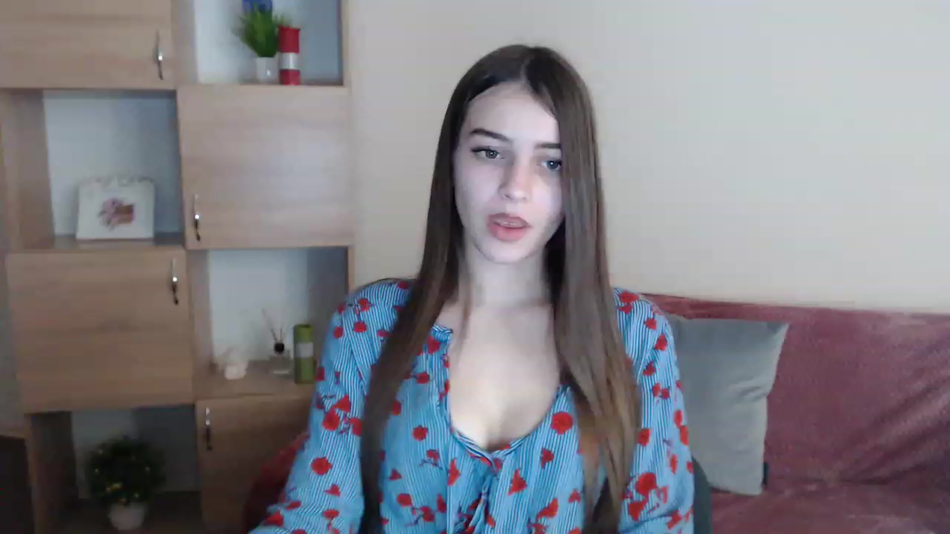 Gallery image thumbnail from Airovissa's myfreecams stream on, 12/05/2022, 12:10 image 9 of 20