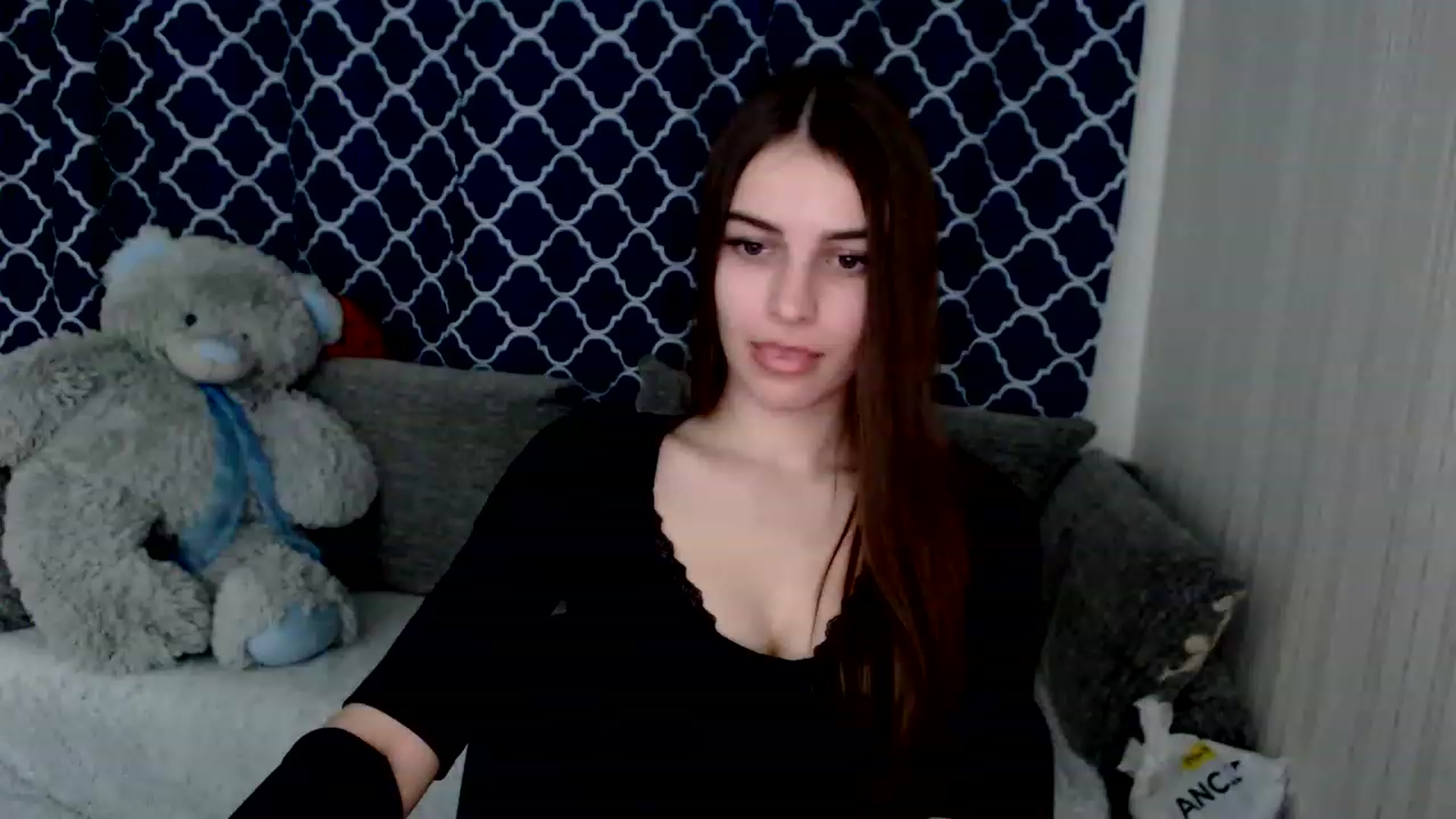 Gallery image thumbnail from Airovissa's myfreecams stream on, 12/08/2022, 11:31 image 12 of 20
