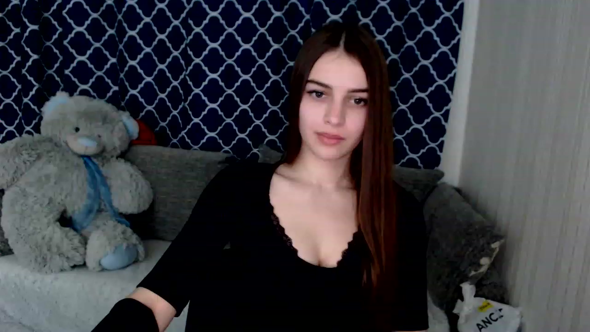 Gallery image thumbnail from Airovissa's myfreecams stream on, 12/08/2022, 11:31 image 20 of 20