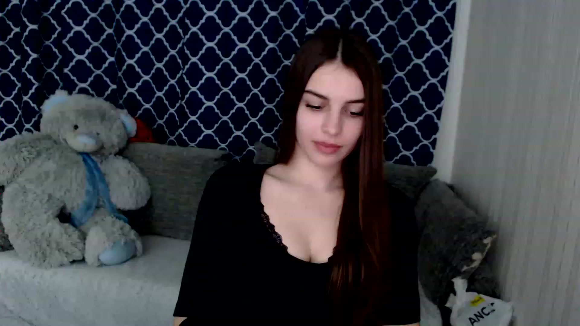 Gallery image thumbnail from Airovissa's myfreecams stream on, 12/08/2022, 11:31 image 10 of 20