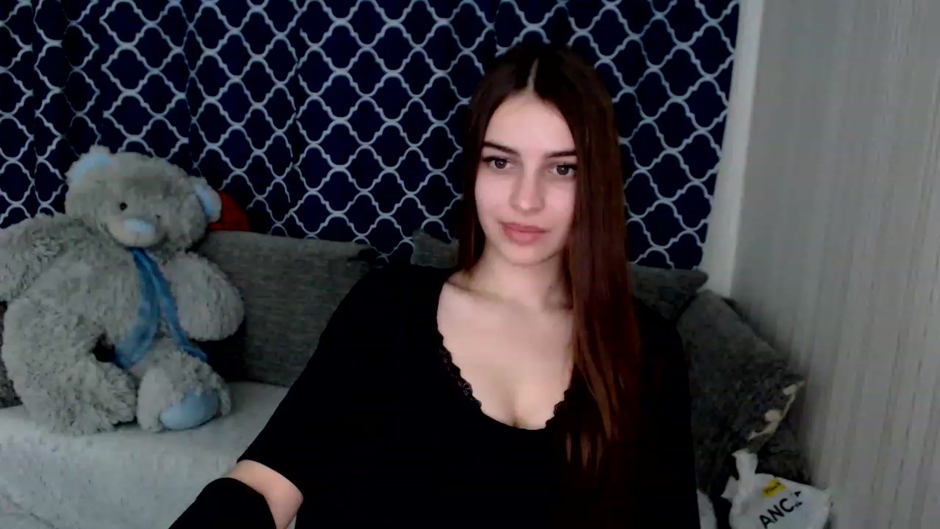 Gallery image thumbnail from Airovissa's myfreecams stream on, 12/08/2022, 11:31 image 14 of 20