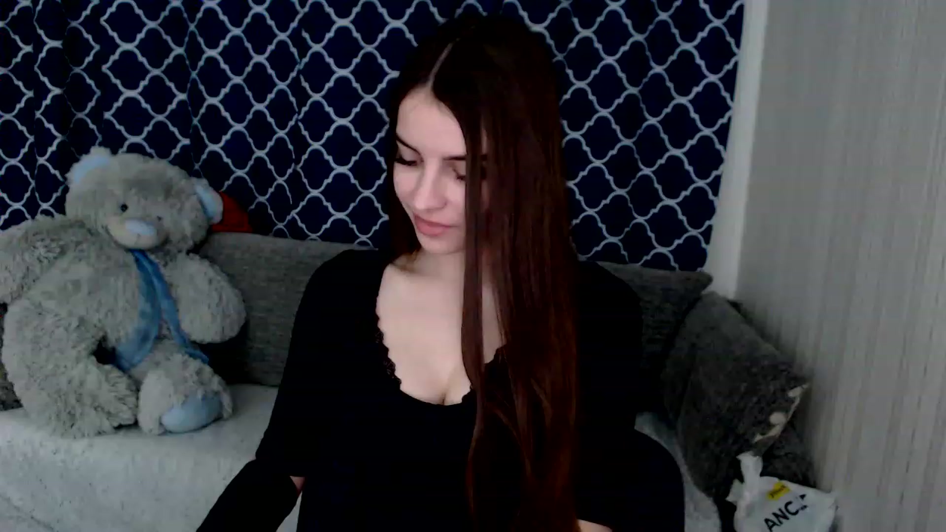 Gallery image thumbnail from Airovissa's myfreecams stream on, 12/08/2022, 11:31 image 15 of 20