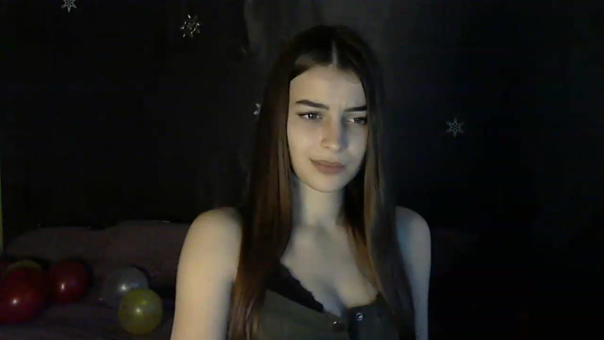 Gallery image thumbnail from Airovissa's myfreecams stream on, 12/18/2022, 11:26 image 8 of 20
