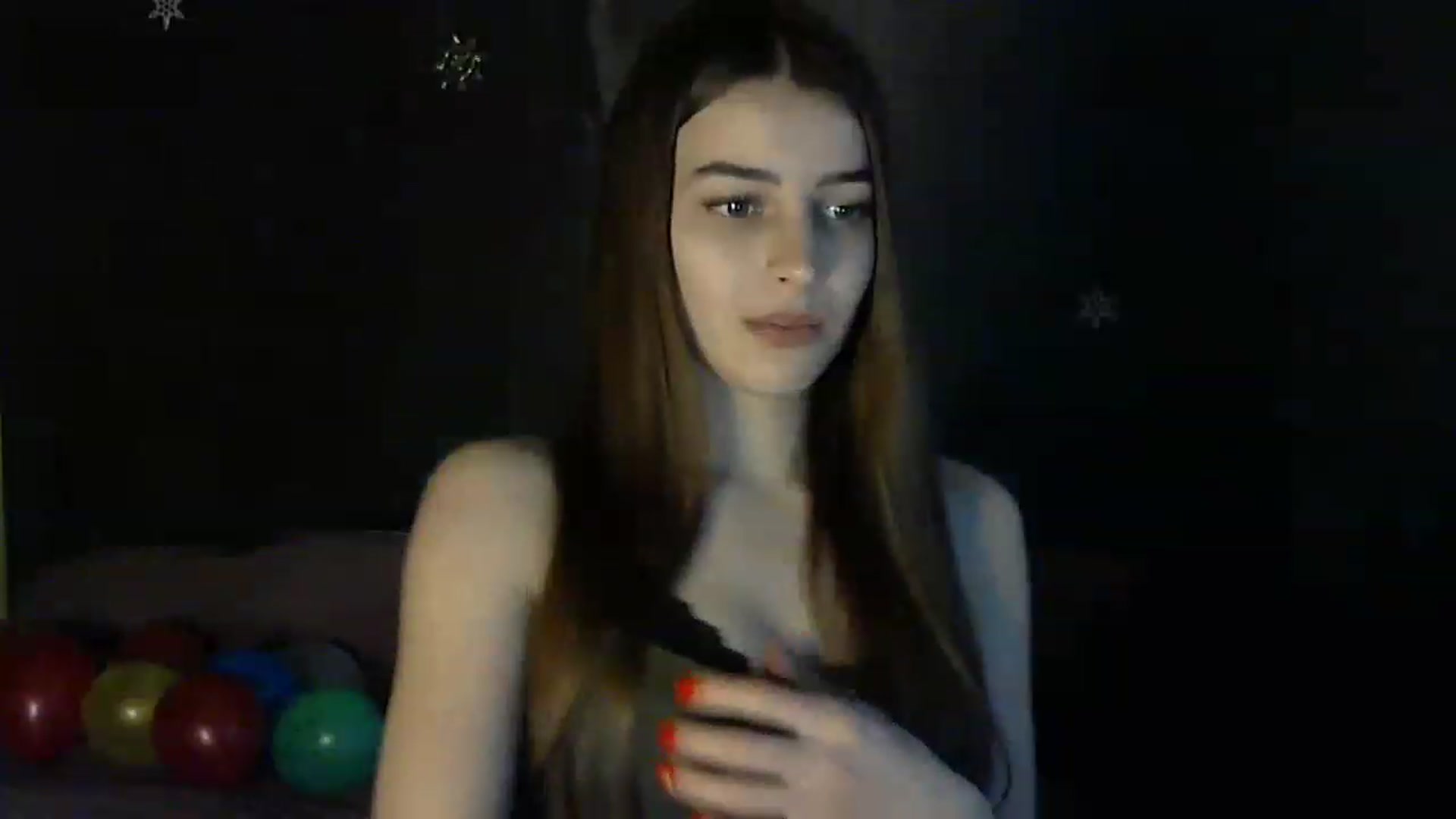 Gallery image thumbnail from Airovissa's myfreecams stream on, 12/18/2022, 11:26 image 17 of 20