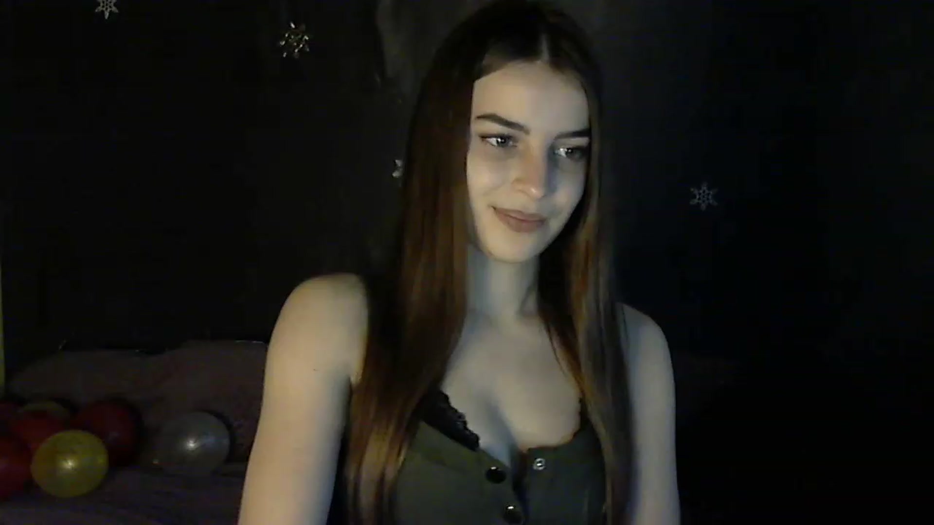 Gallery image thumbnail from Airovissa's myfreecams stream on, 12/18/2022, 11:26 image 12 of 20