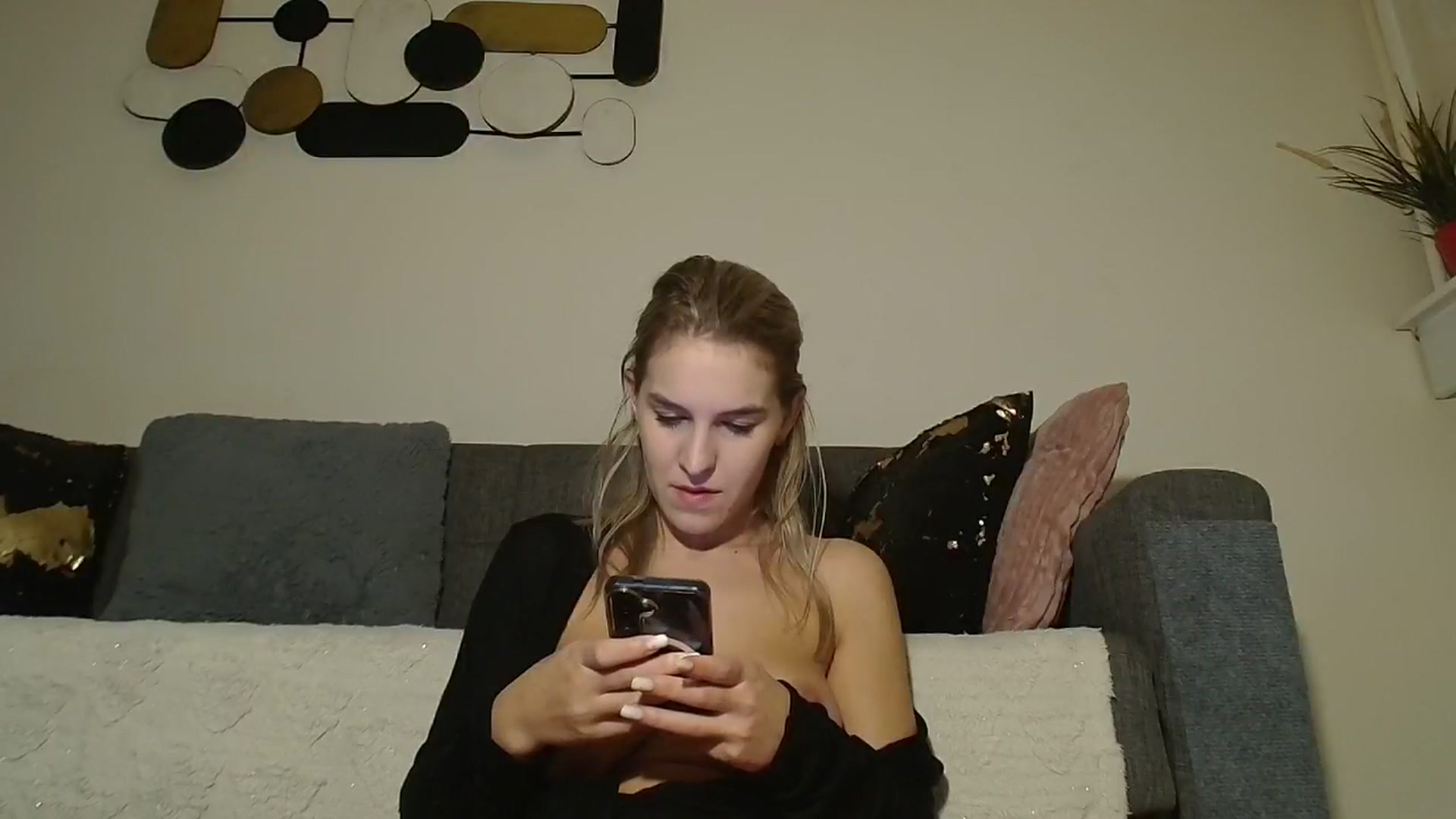 Gallery image thumbnail from Aisha4fun's myfreecams stream on, 01/13/2026, 06:06 image 6 of 20