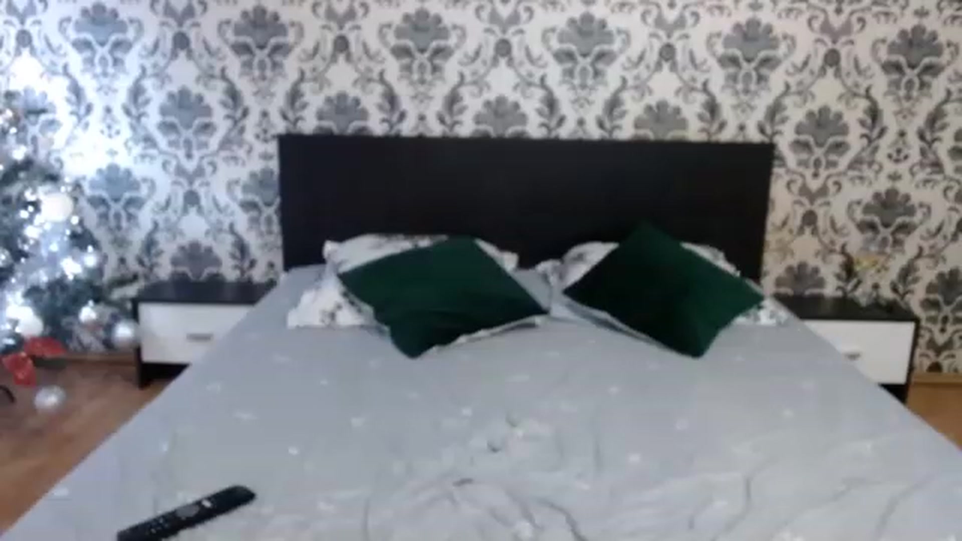 Gallery image thumbnail from AishaKenda's myfreecams stream on, 01/02/2023, 16:01 image 14 of 20