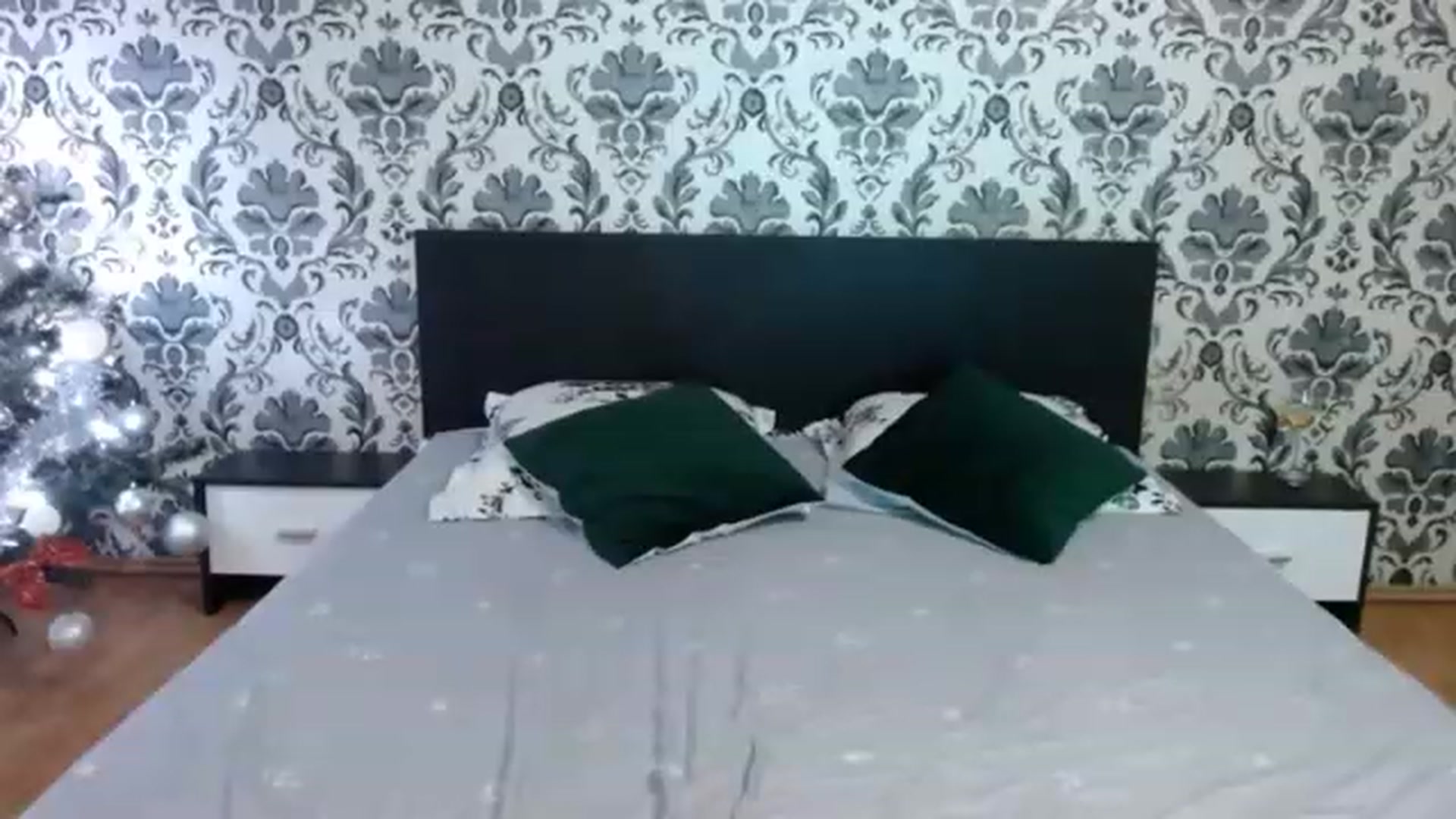 Gallery image thumbnail from AishaKenda's myfreecams stream on, 01/02/2023, 16:01 image 20 of 20