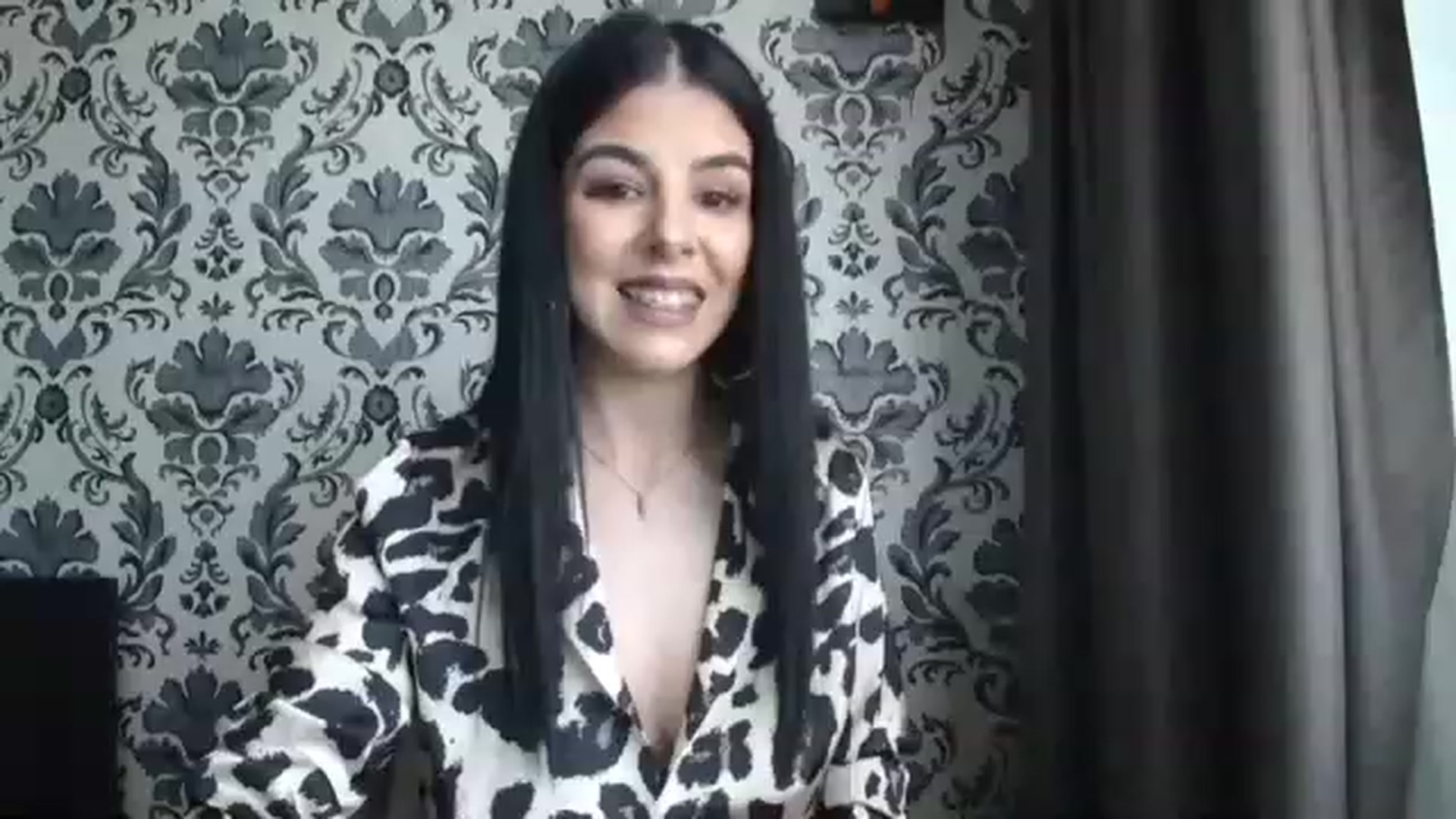 Gallery image thumbnail from AishaKenda's myfreecams stream on, 04/09/2023, 11:48 image 3 of 20