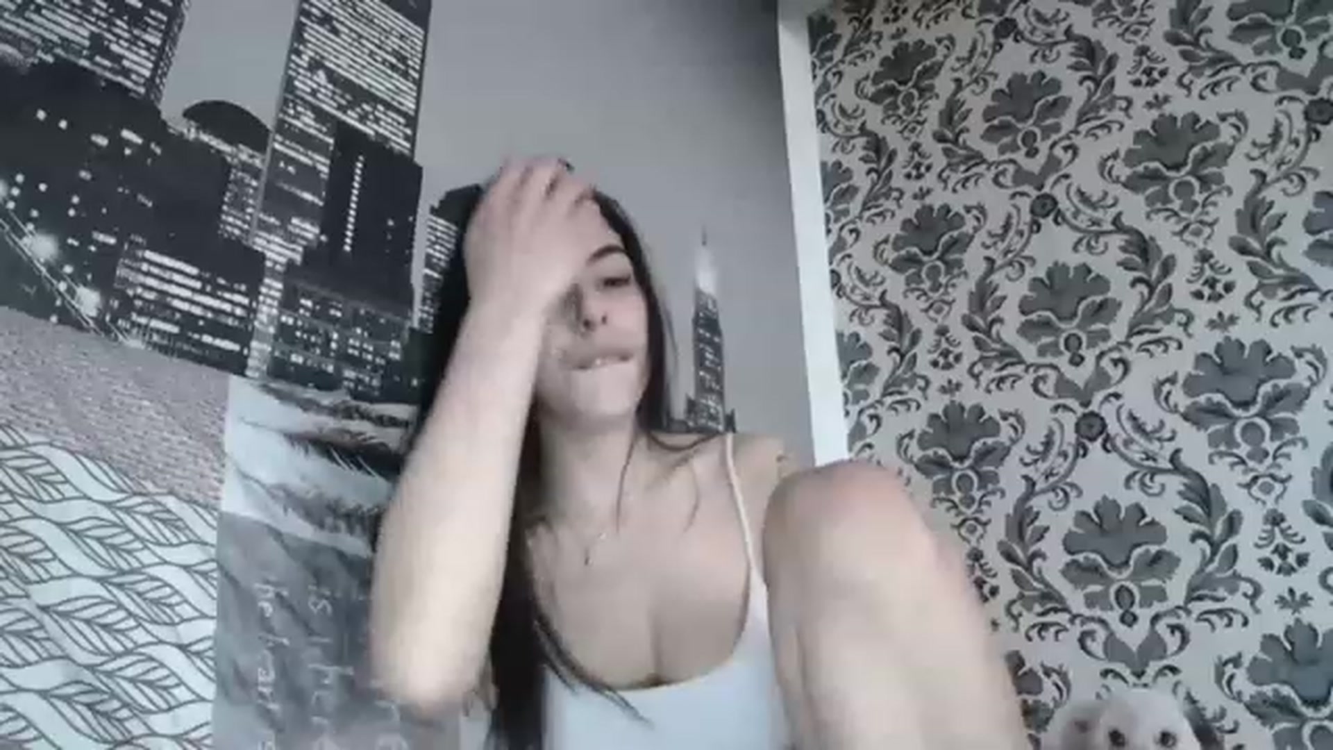Gallery image thumbnail from AishaKenda's myfreecams stream on, 04/19/2023, 11:27 image 2 of 20